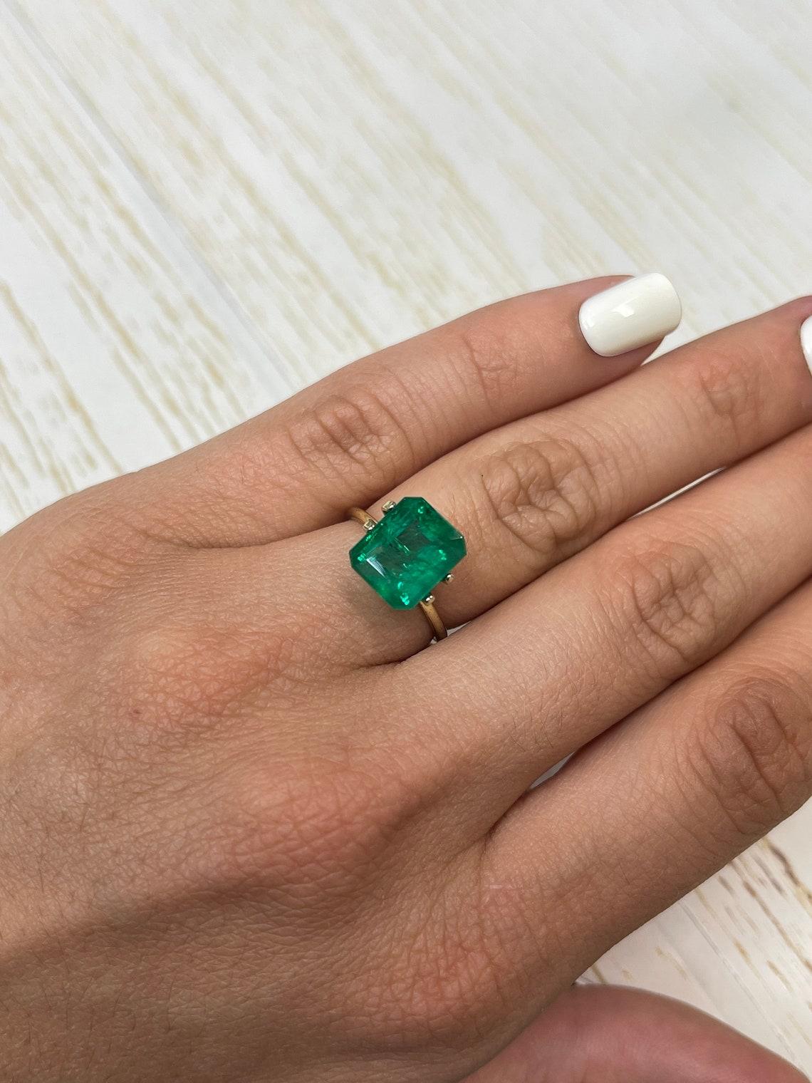 5,32 Karat 11x9 Kellygrüner sambischer Smaragd - Smaragdschliff Mai-Geburtsstein Edelstein im Angebot 4