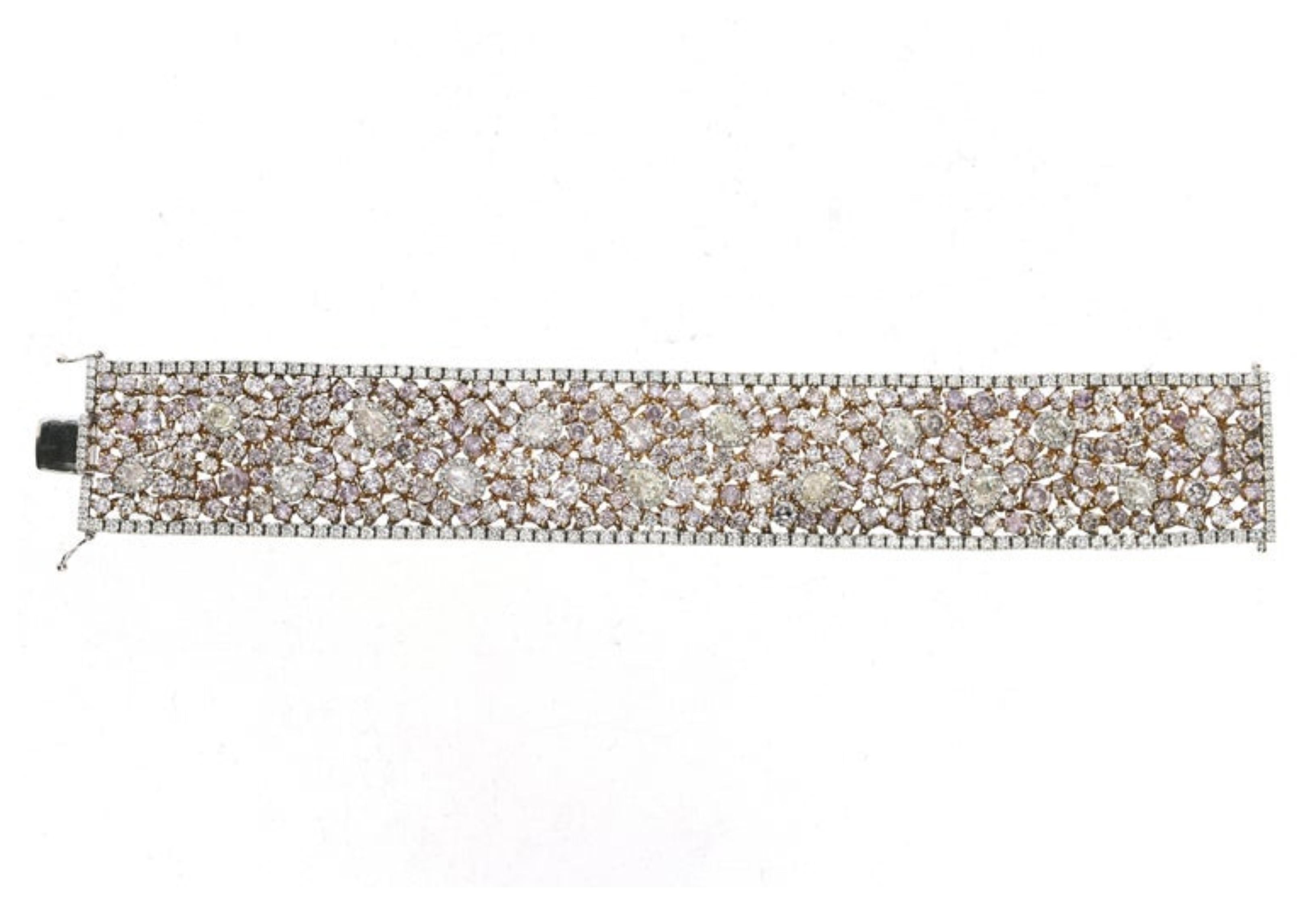 53.25 Carat Natural Pink and Yellow Diamond Bracelet In New Condition In New York, NY