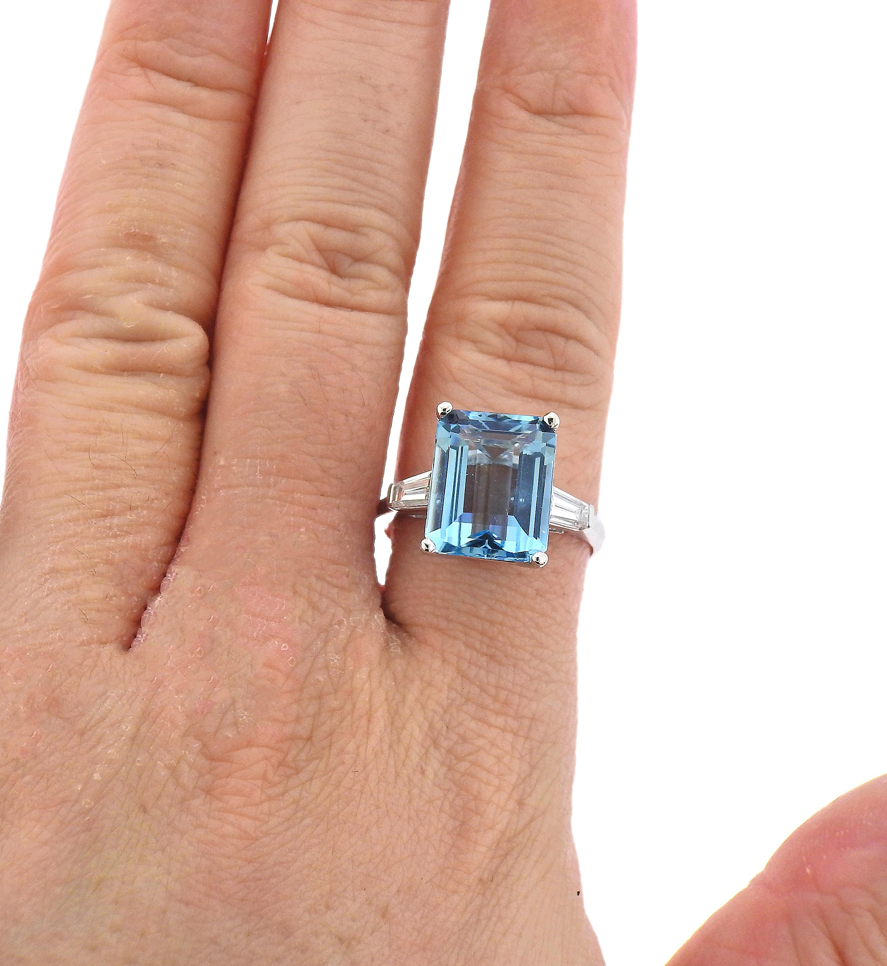 Baguette Cut 5.33 Carat Aquamarine Classic Diamond Platinum Ring For Sale