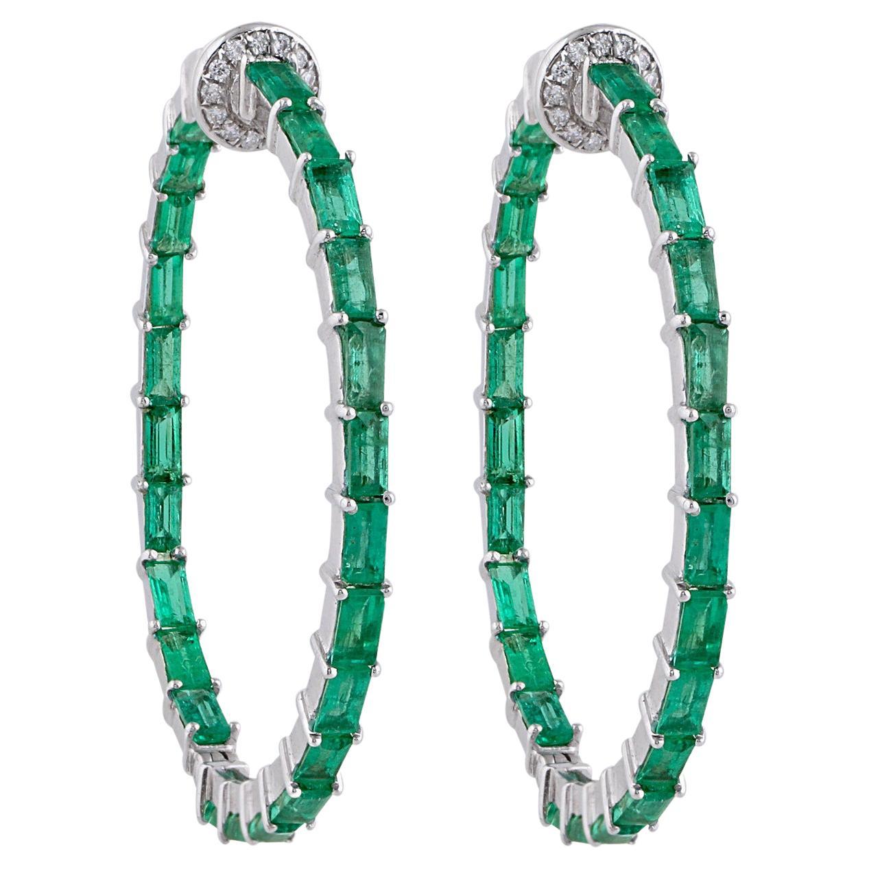 5.33 Carats Baguette Zambian Emerald Diamond 14 Karat Gold Round Hoop Earrings For Sale