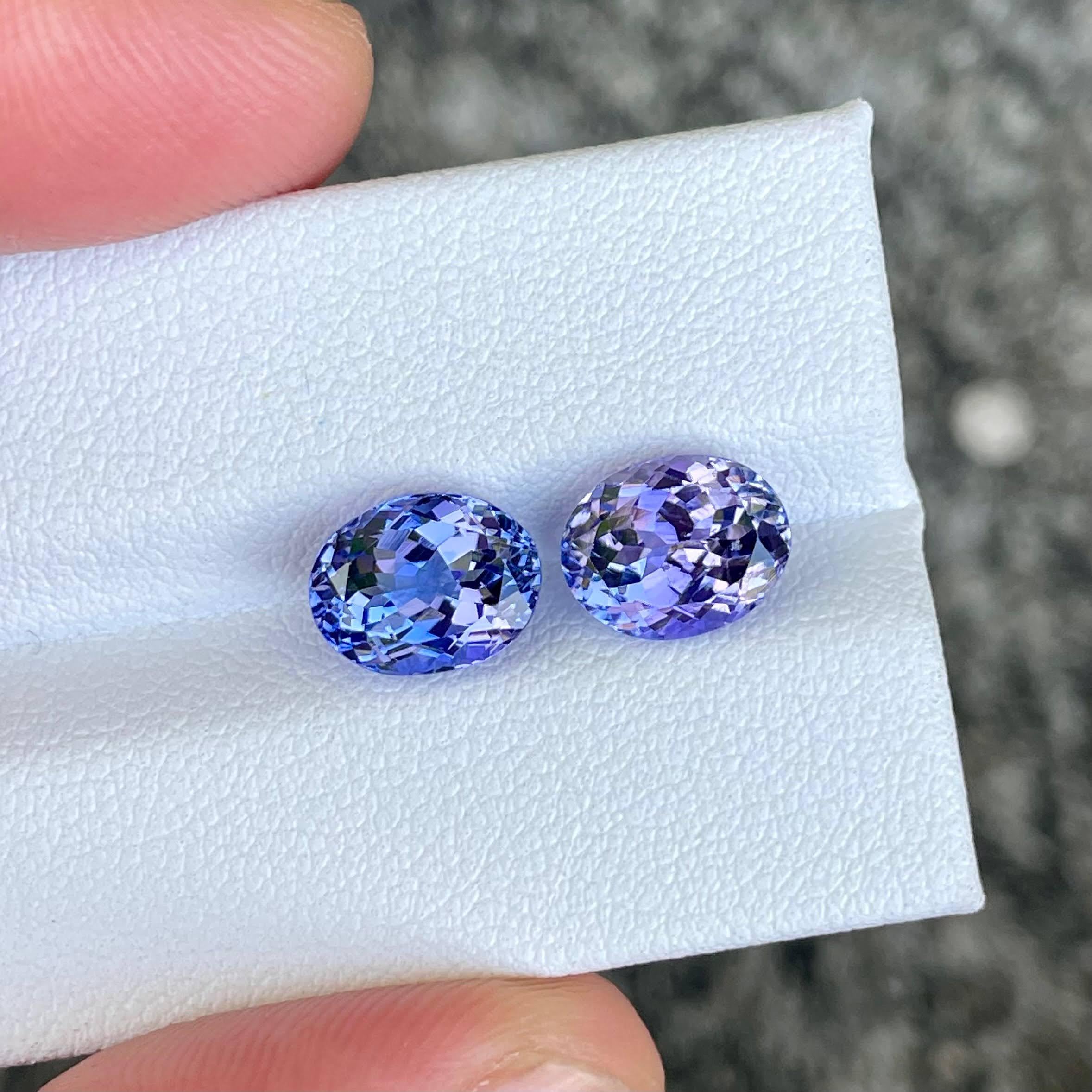 Oval Cut 5.33 carats Blue Tanzanite Stone Pair Oval Shaped Tanzanian Gemstone For Sale