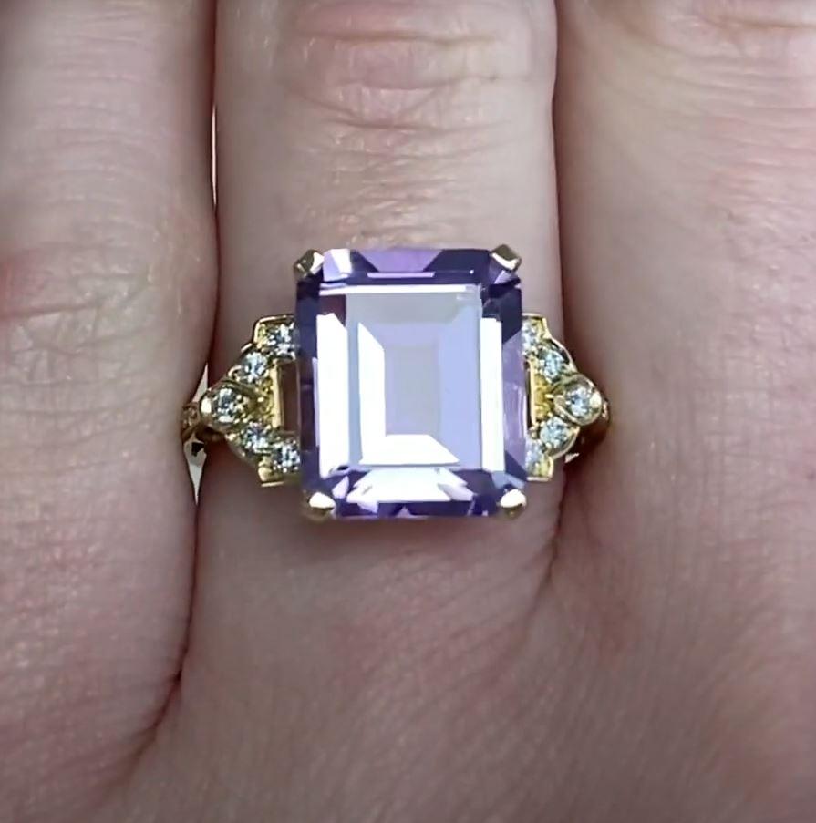 Women's 5.33ct Emerald Cut Amethyst Cocktail Ring, 18k Yellow Gold For Sale