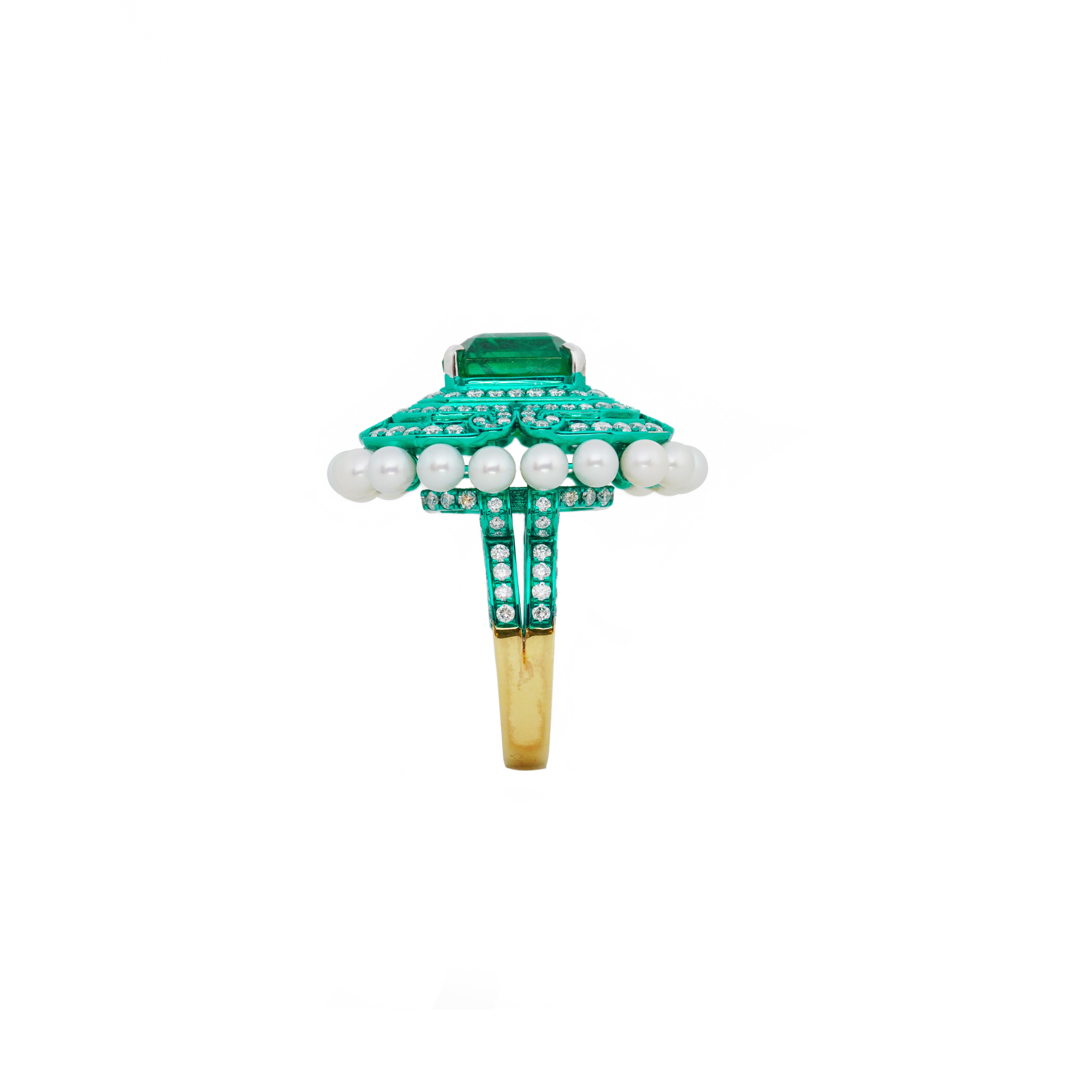 Modern 5.34 Carat Emerald & White Pearl & Diamond Ring, 18K Gold, Austy Lee For Sale