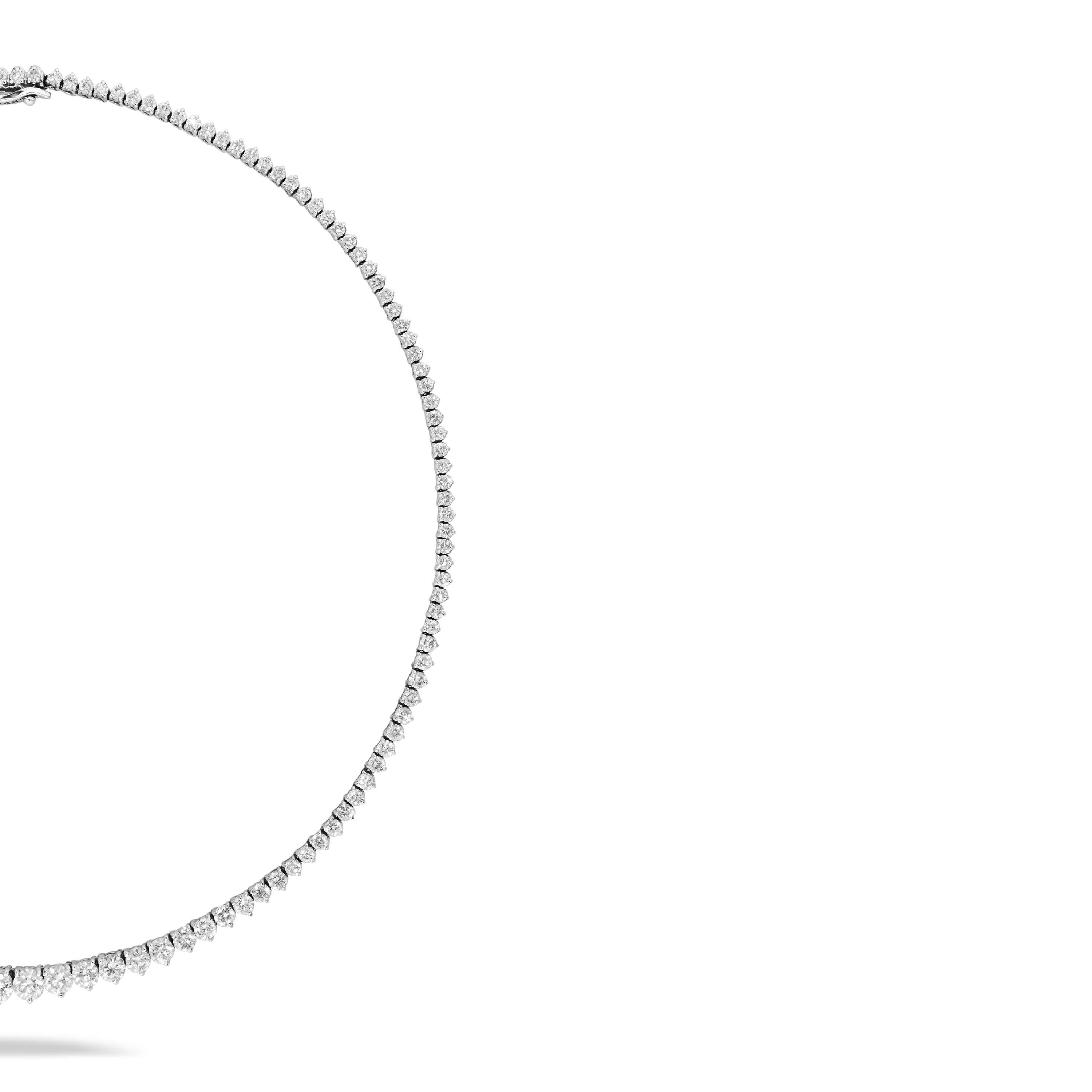 Collier de diamants ronds gradués de 5,34 carats en or blanc 14 carats ref139 Pour femmes en vente