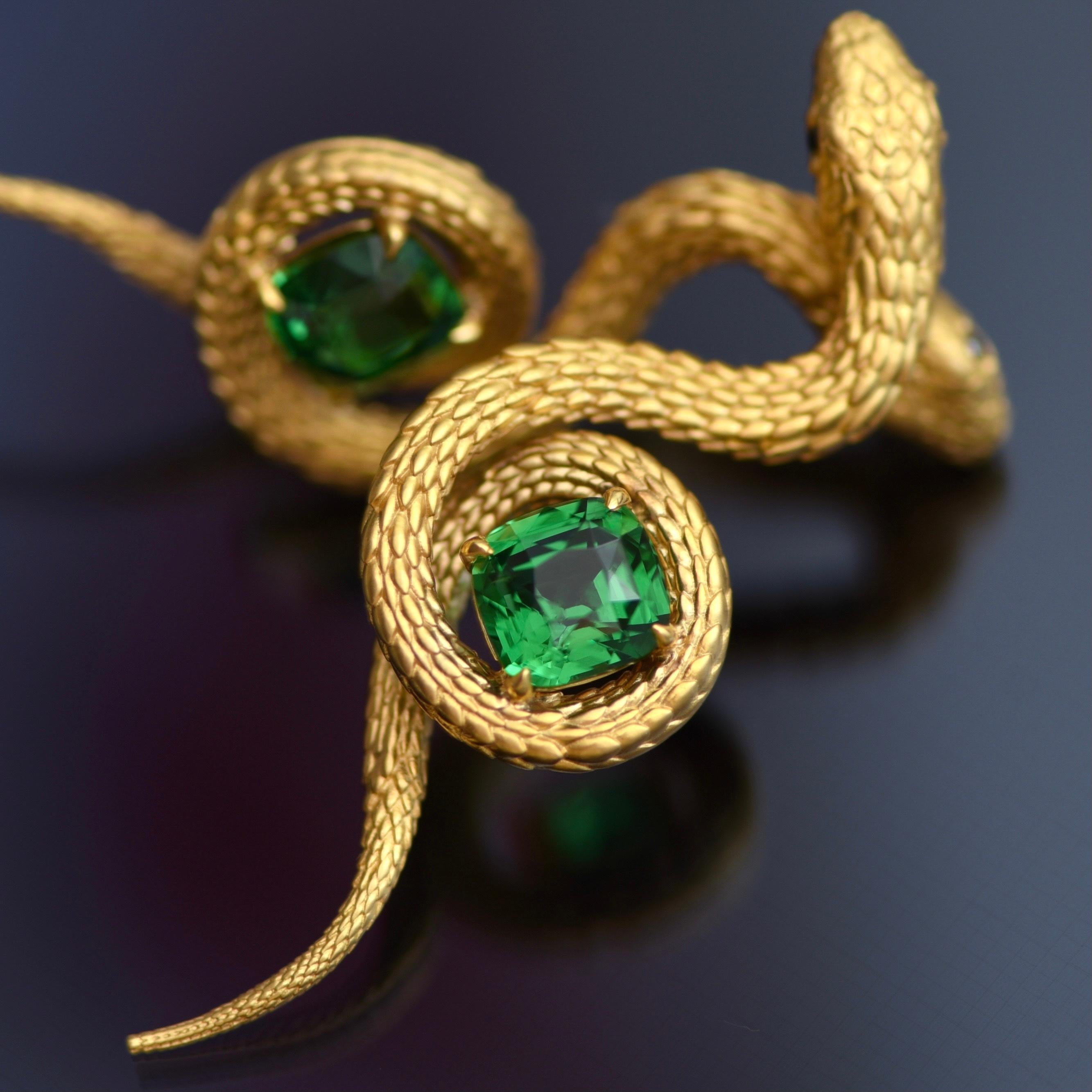 5, 34 Carat Vivid Green Tsavorite 18 Karat Yellow Golden Serpent Earrings by D&A In New Condition In Singapore, SG