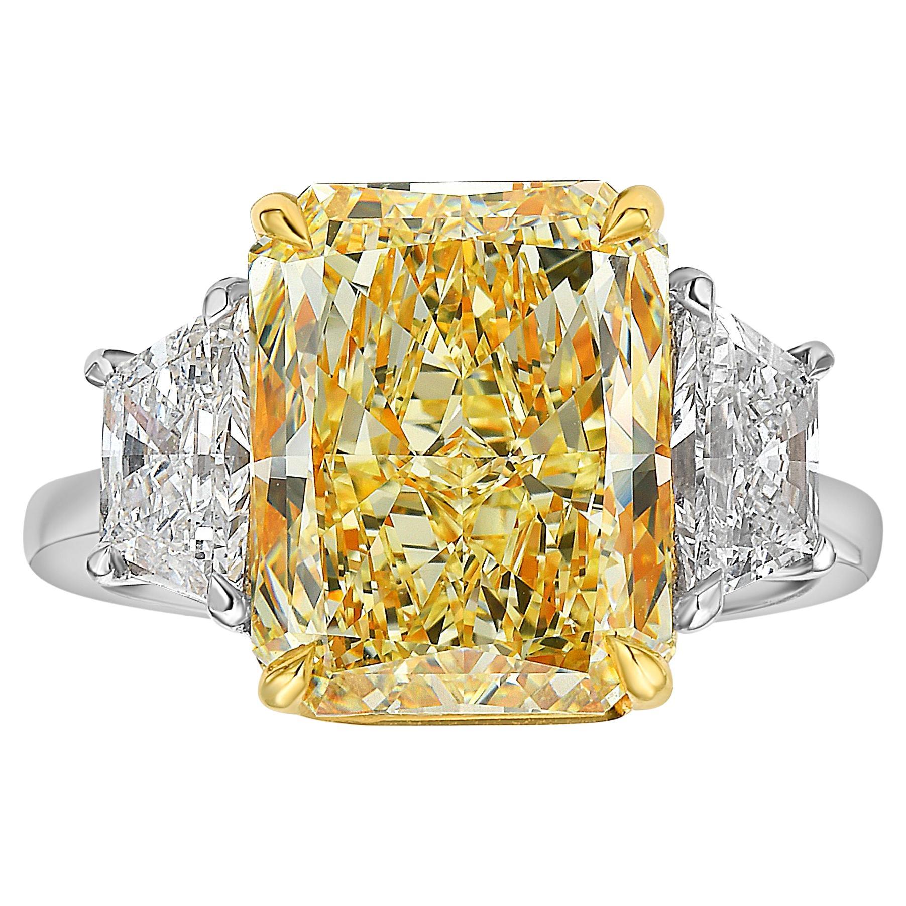 5.34ct Fancy Light Yellow Radiant Diamond Three Stone Ring For Sale