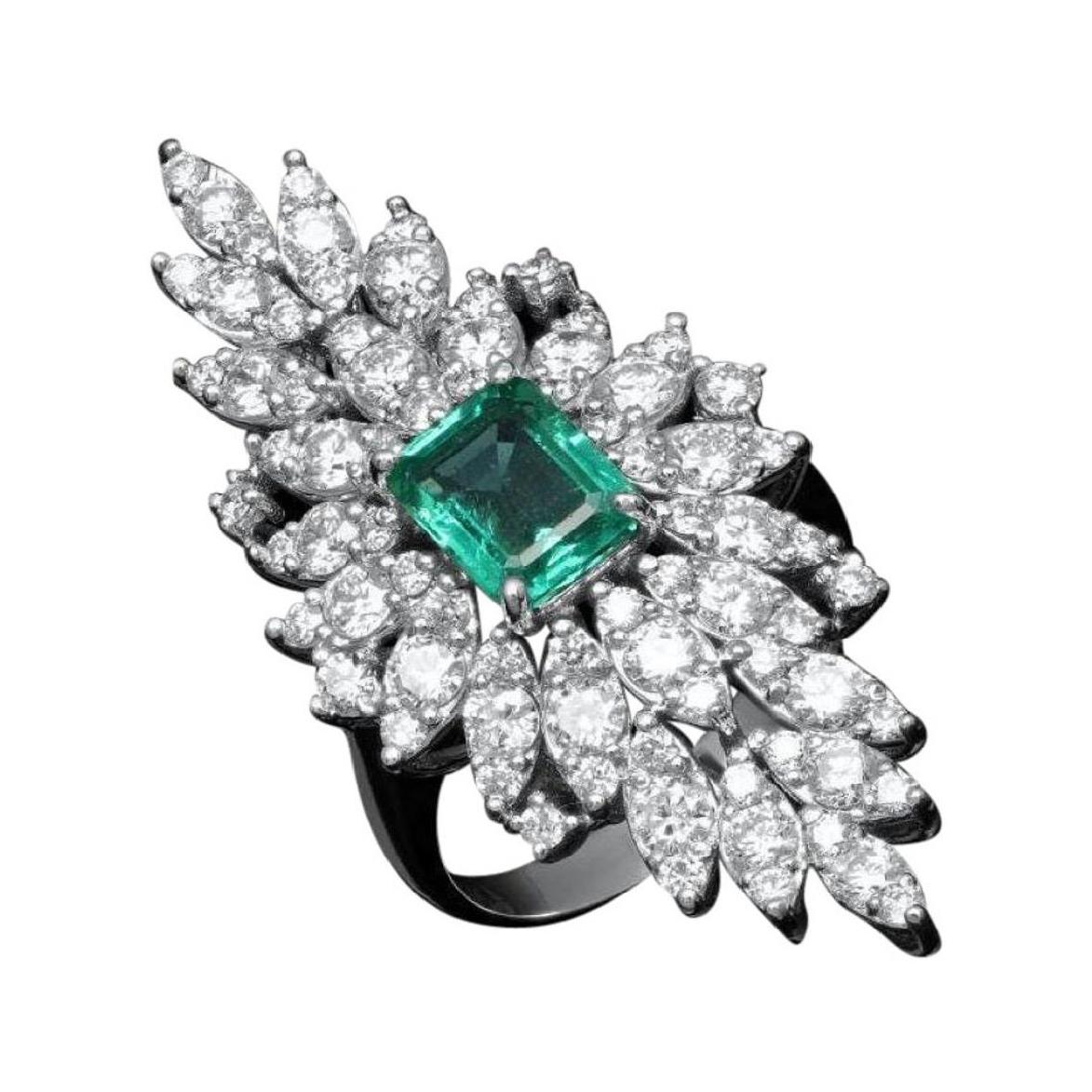 5.35 Carat Natural Emerald & Diamond 14k Solid White Gold Ring For Sale