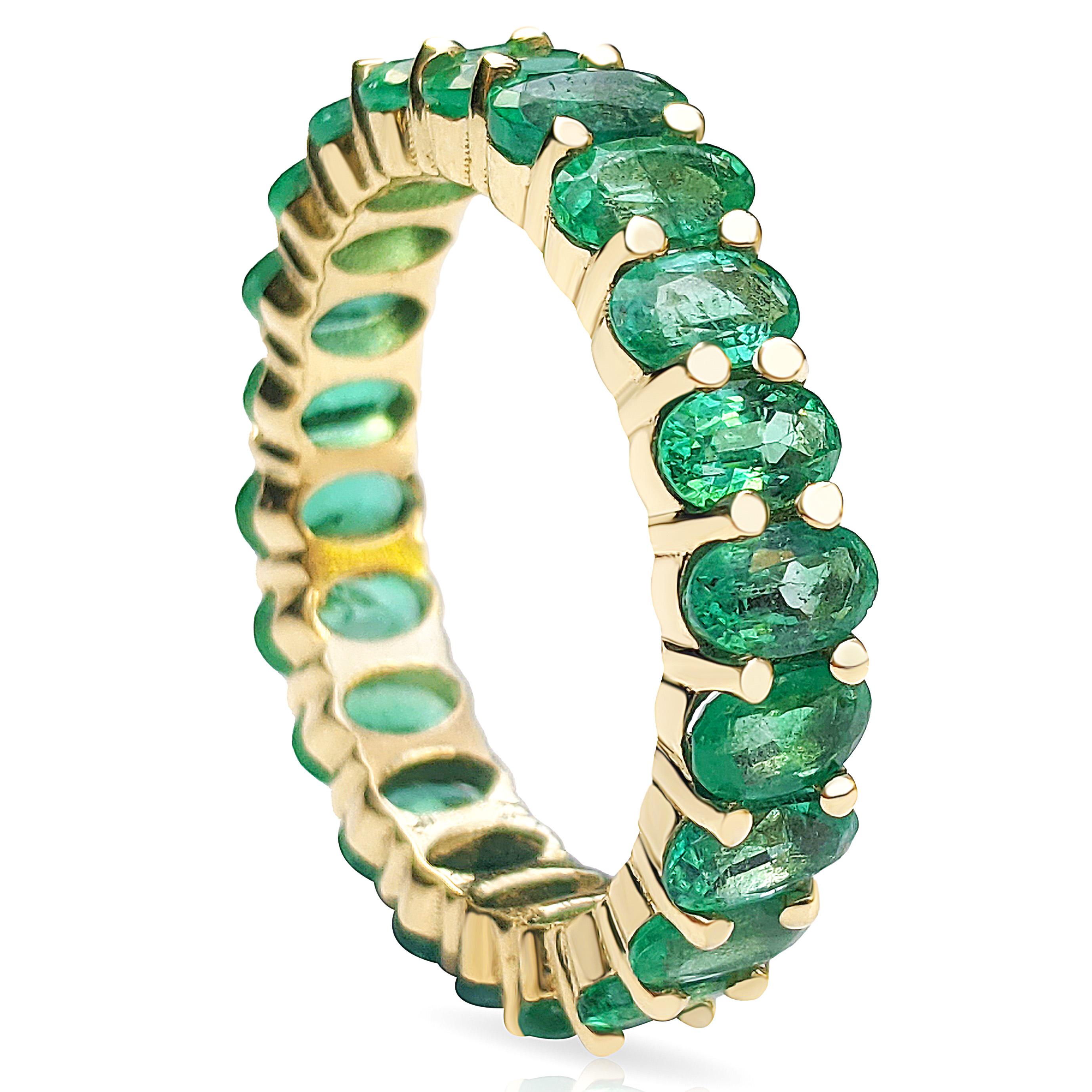 Oval Cut $1 NO RESERVE! -  5.35cttw Emeralds Eternity Band - 14K Yellow Gold Ring