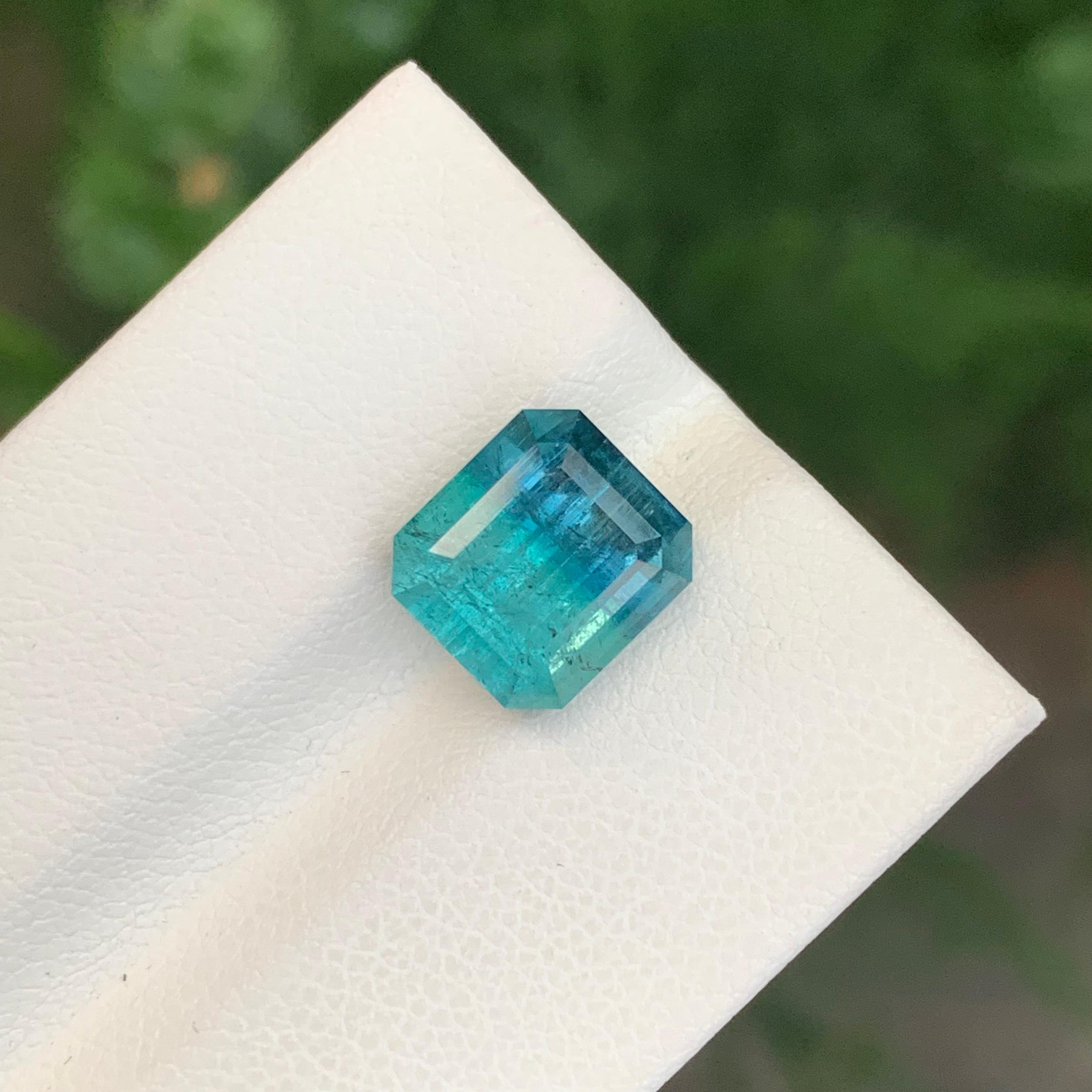 Women's or Men's 5.35 Carat Natural Loose Bi Colour Tourmaline Emerald Shape Gemstone For Sale