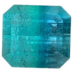 5.35 quilates de turmalina bicolor natural suelta en forma de esmeralda