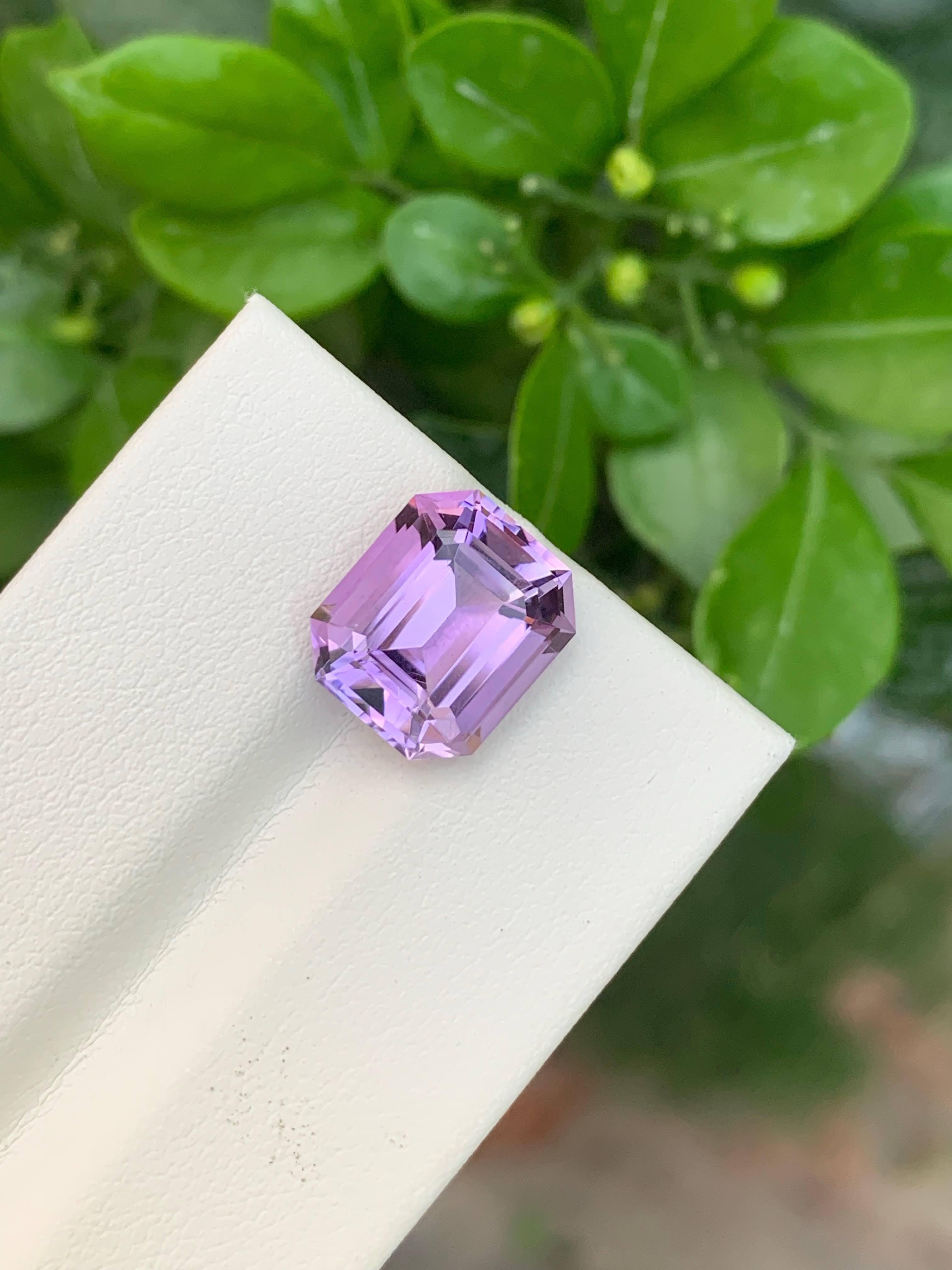 5.35 Karat Natürlicher Loser Lila Amethyst Stein Smaragd Schliff Brasilianischer Edelstein für Damen oder Herren im Angebot