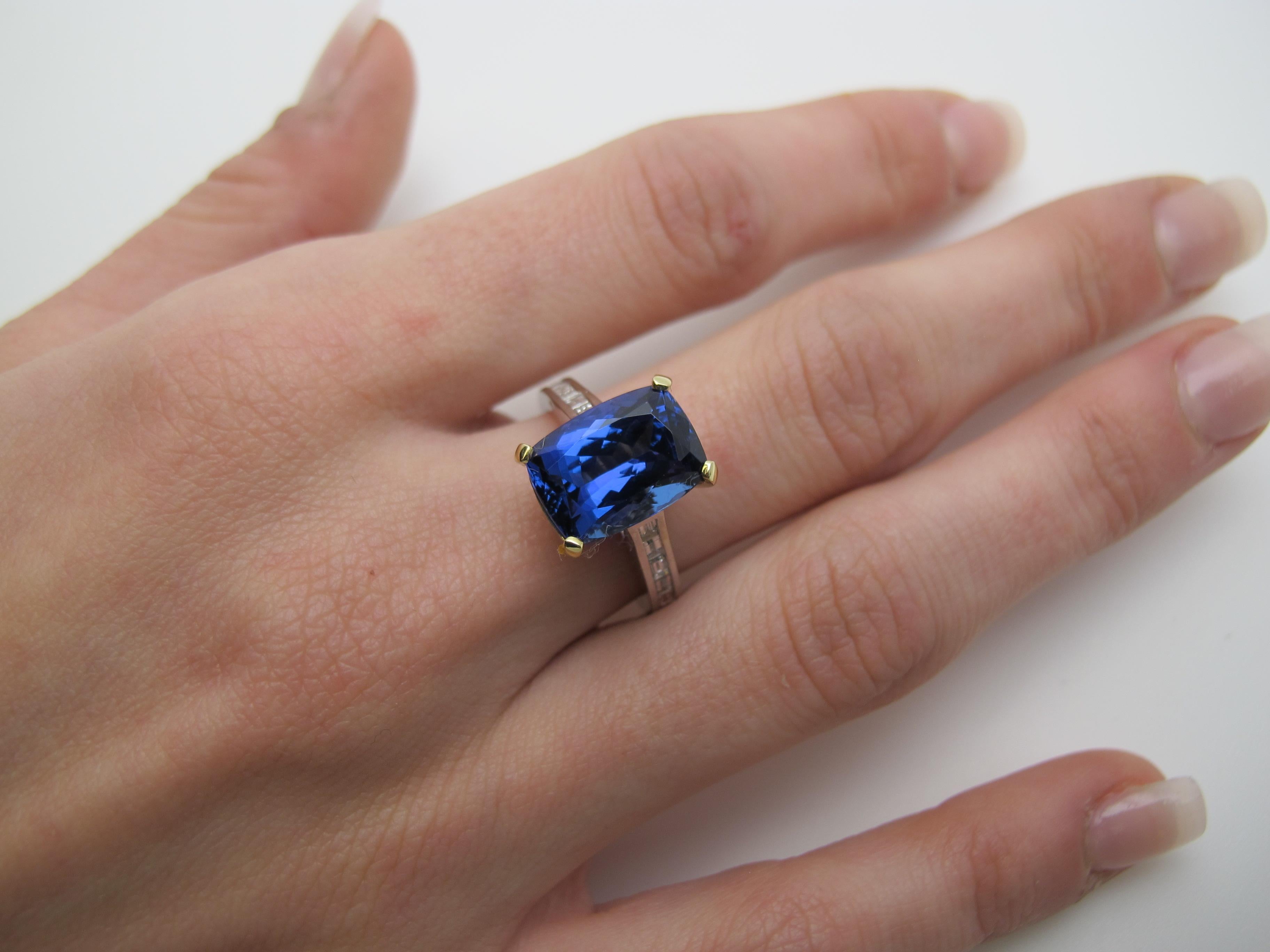 Tanzanite and Diamond Baguette Engagement Ring in 18k Gold, 5.35 Carats  For Sale 2