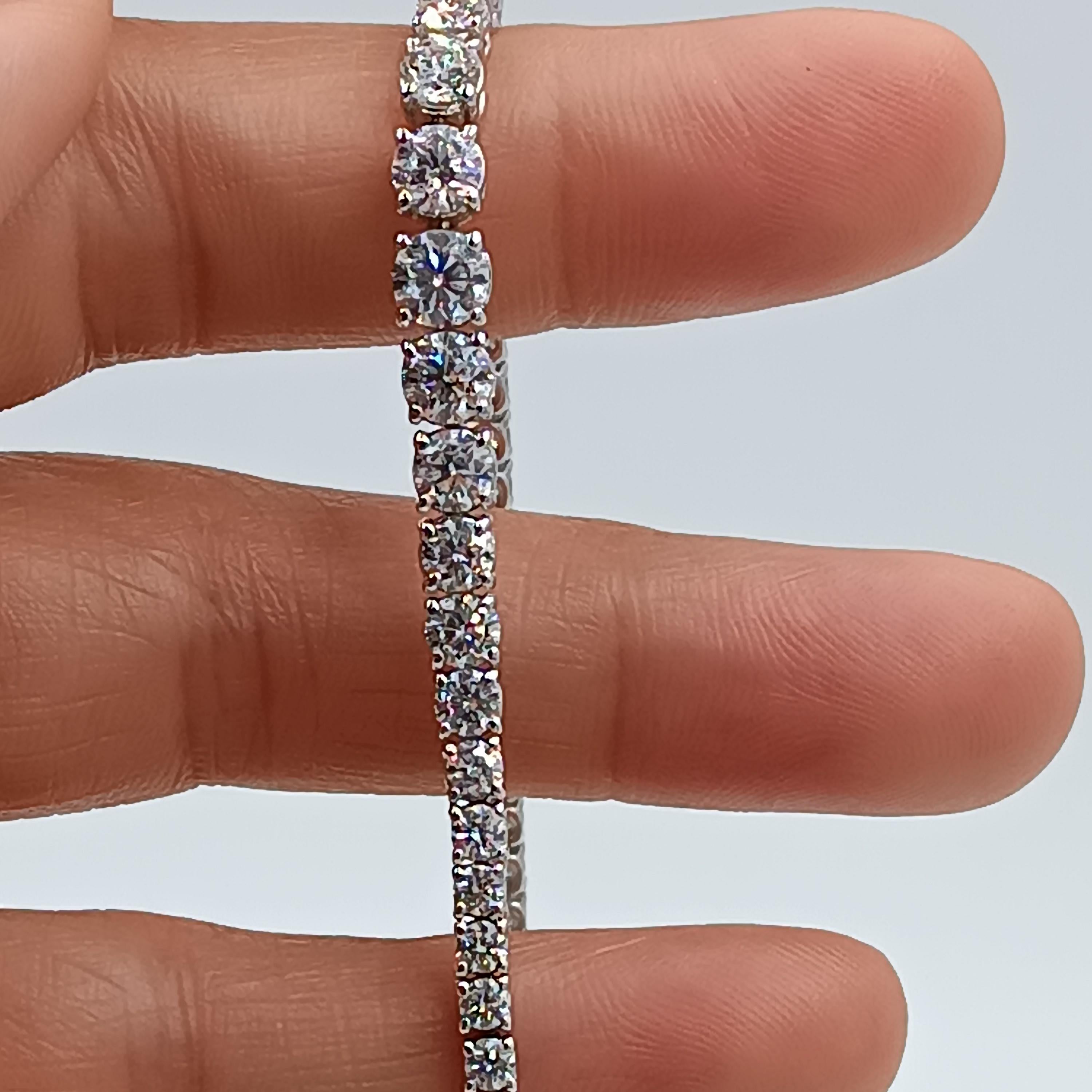 2 carat vs 3 carat tennis bracelet