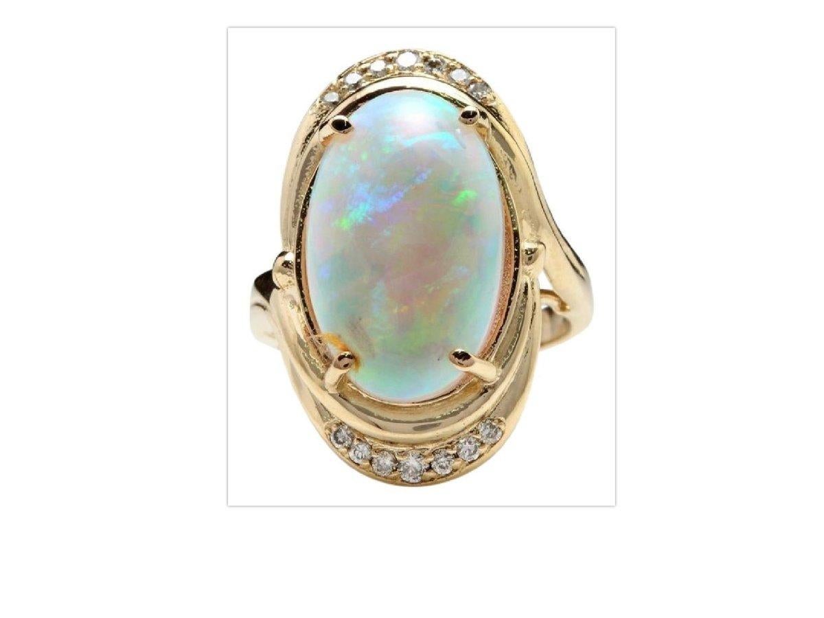 Women's 5.35 Ct Natural Impressive Ethiopian Opal and Diamond 14K Solid Yellow Gold Ring For Sale