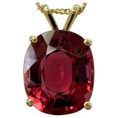 Collana con ciondolo ovale in oro giallo 18 carati con tormalina arancione rosa da 5,35 carati