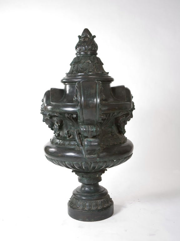 Monumental Bronze Urn In Good Condition In New York, NY
