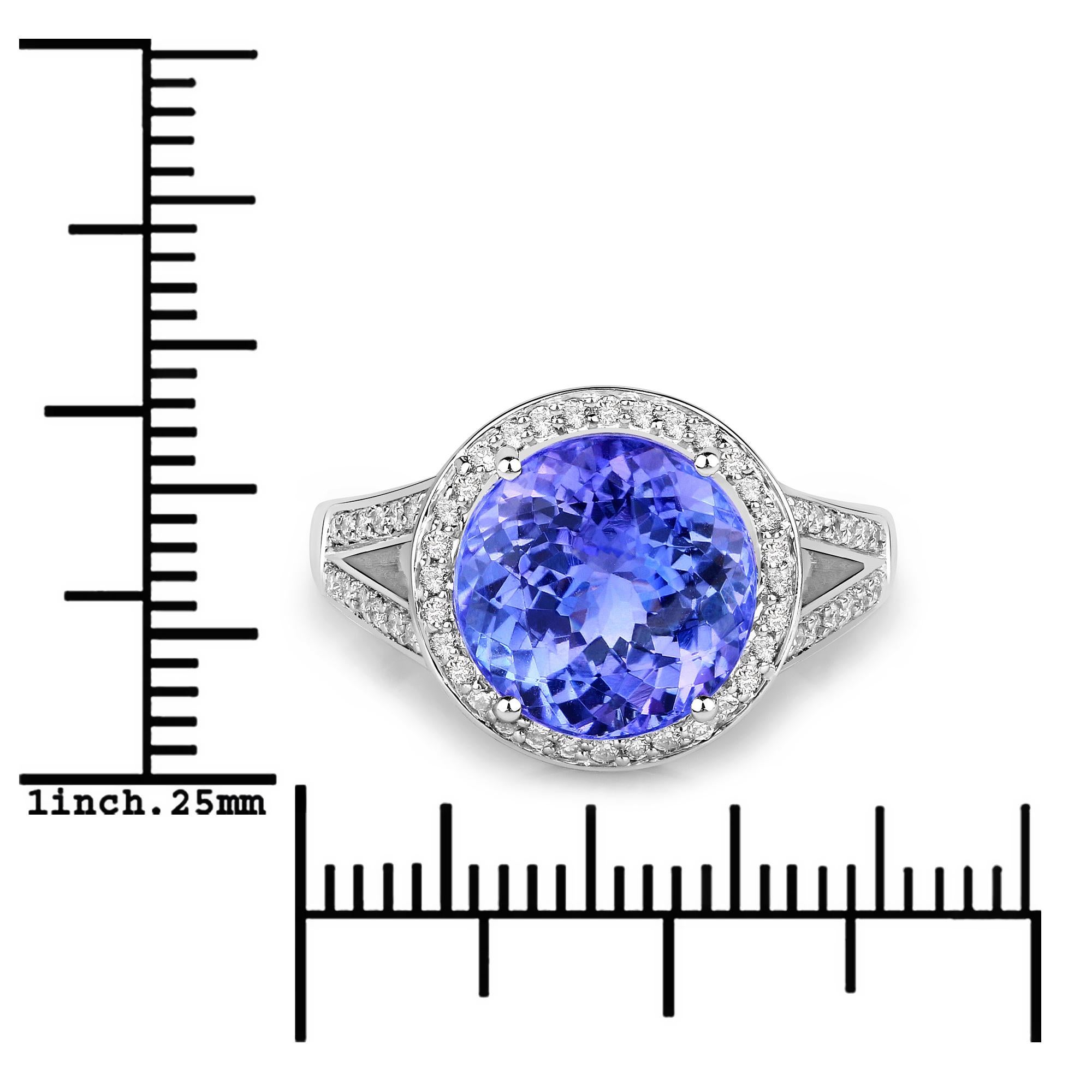 5.36 Carat Genuine Tanzanite and White Diamond 14 Karat White Gold Ring In New Condition In Great Neck, NY