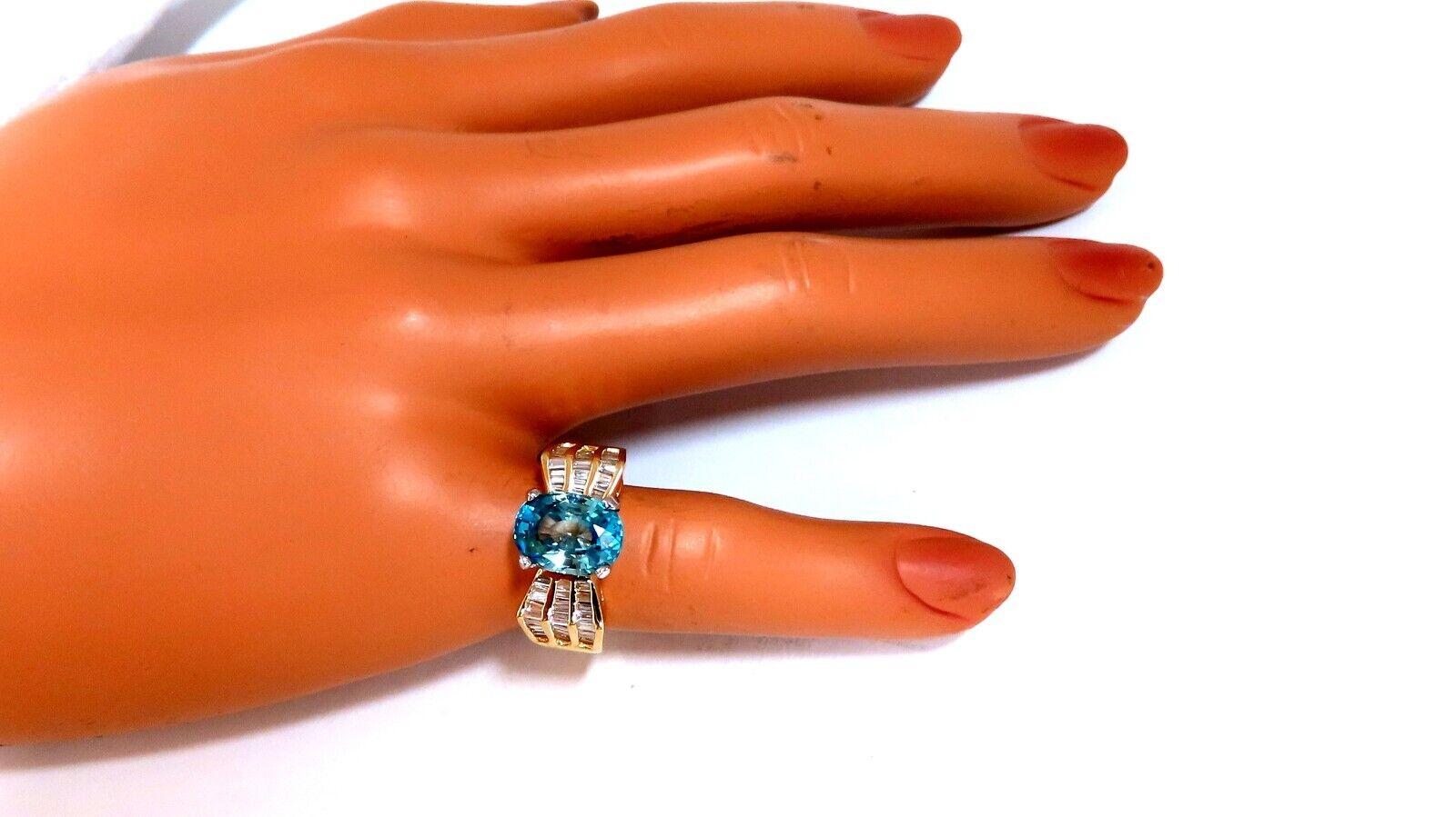 5.36 Carat Natural Blue Zircon Baguette Diamond Ring 14kt Gold In New Condition For Sale In New York, NY