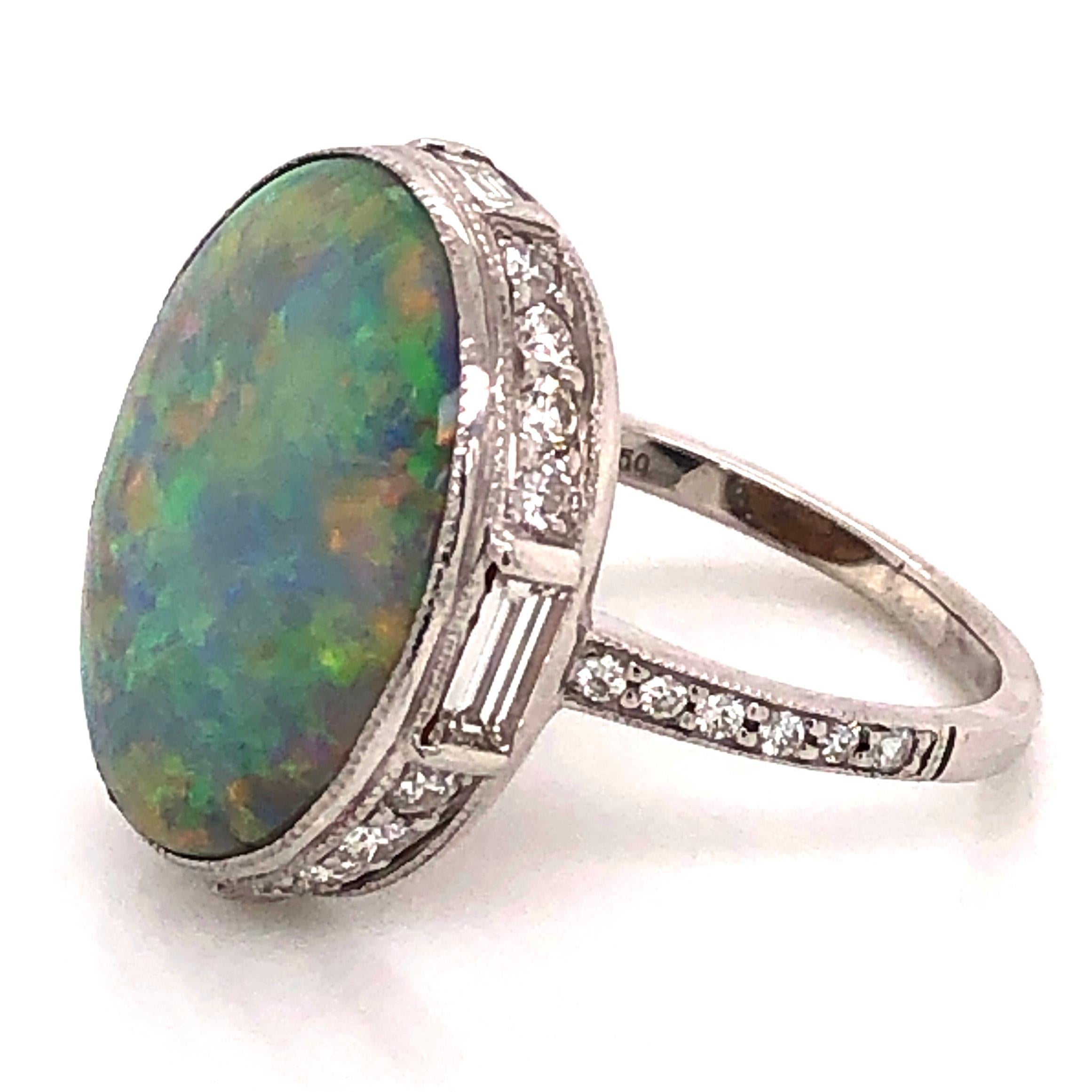 5.37 Carat Dark Gray Opal and Diamond Platinum Ring Estate Fine Jewelry For Sale 2
