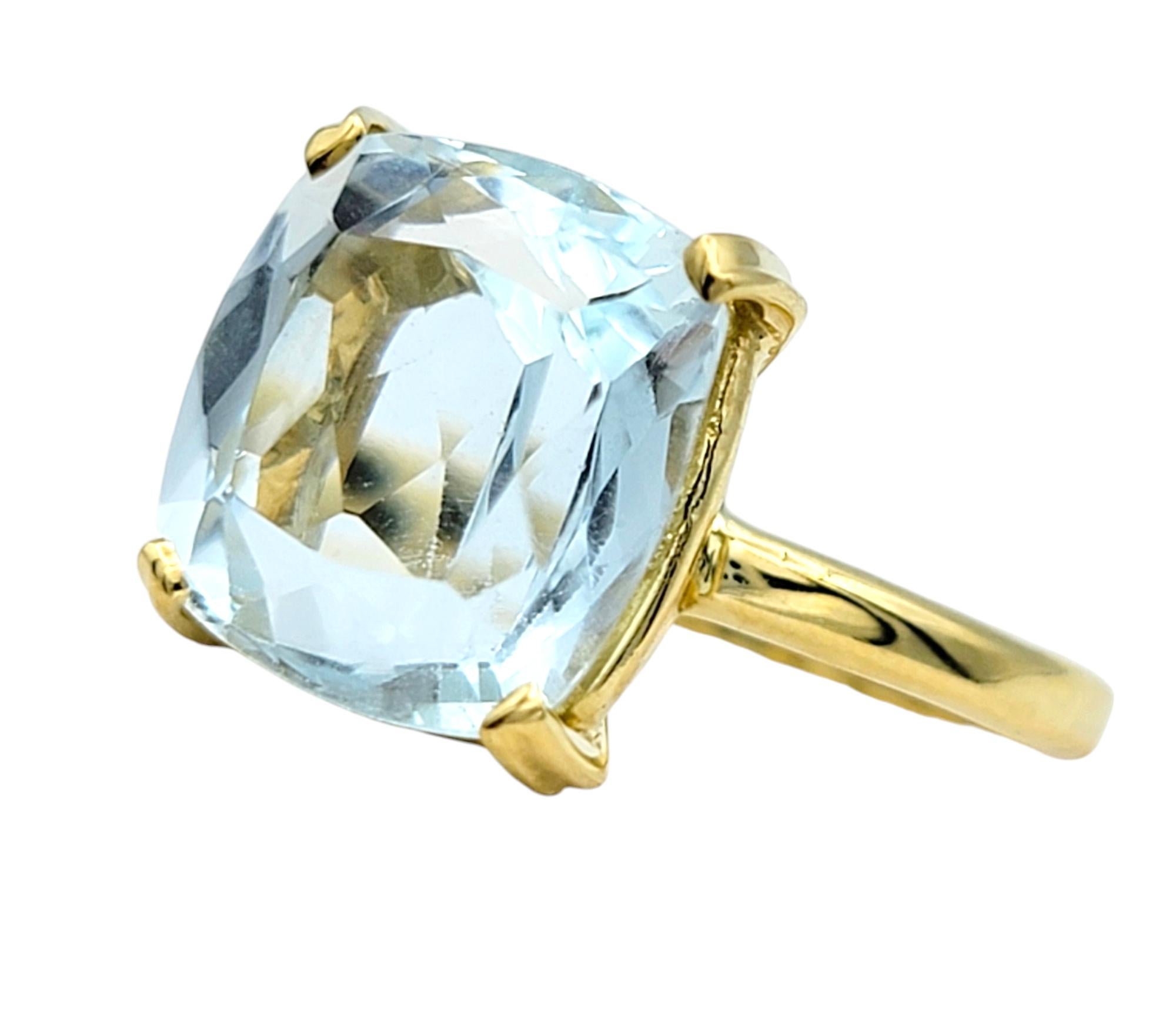 Contemporary 5.38 Carat Cushion Cut Aquamarine Solitaire Ring in 18 Karat Yellow Gold For Sale