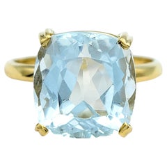 Bague solitaire en or jaune 18 carats avec aigue-marine taille coussin de 5,38 carats