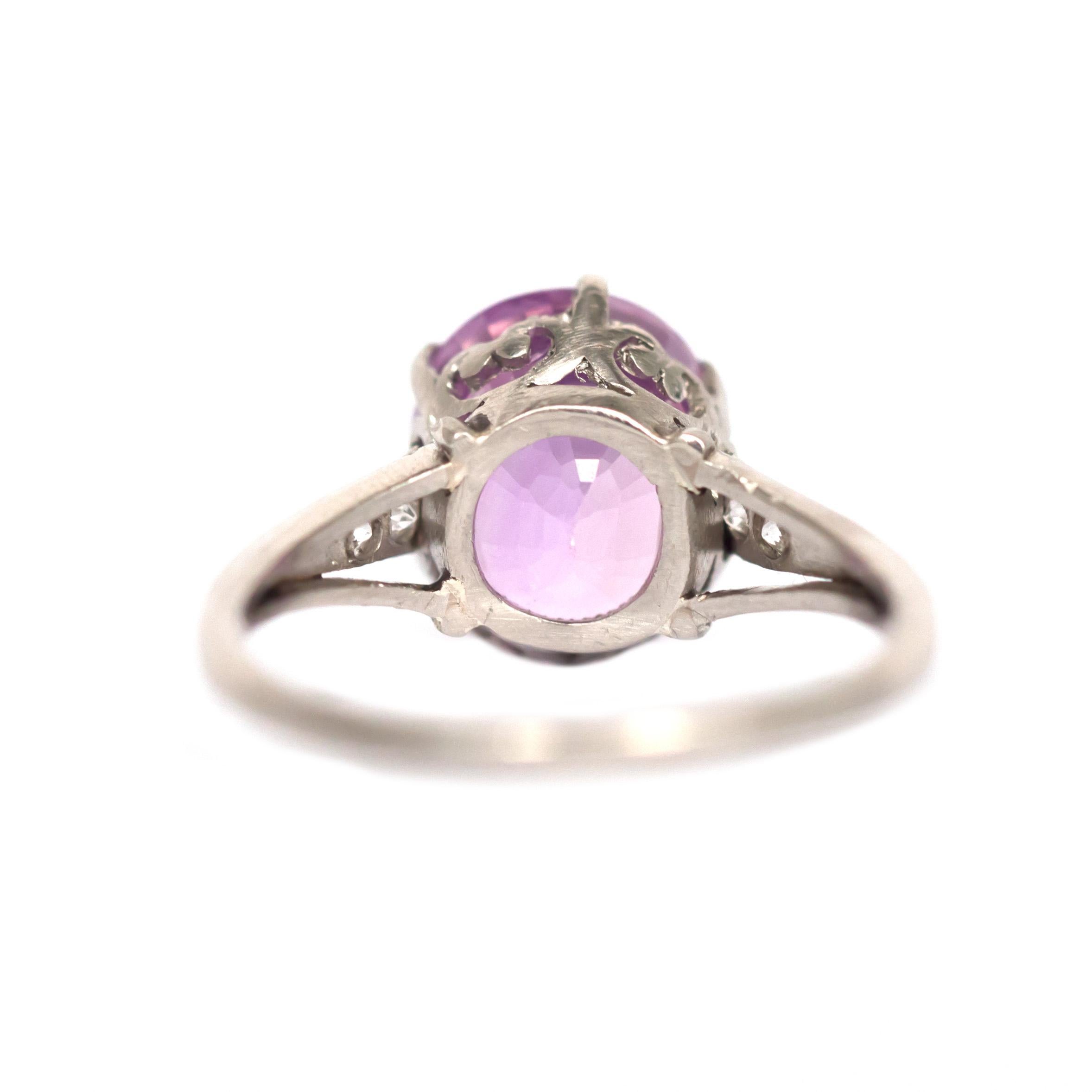 Anello di fidanzamento in platino con zaffiro da 5.38 carati In condizioni buone in vendita a Hicksville, NY