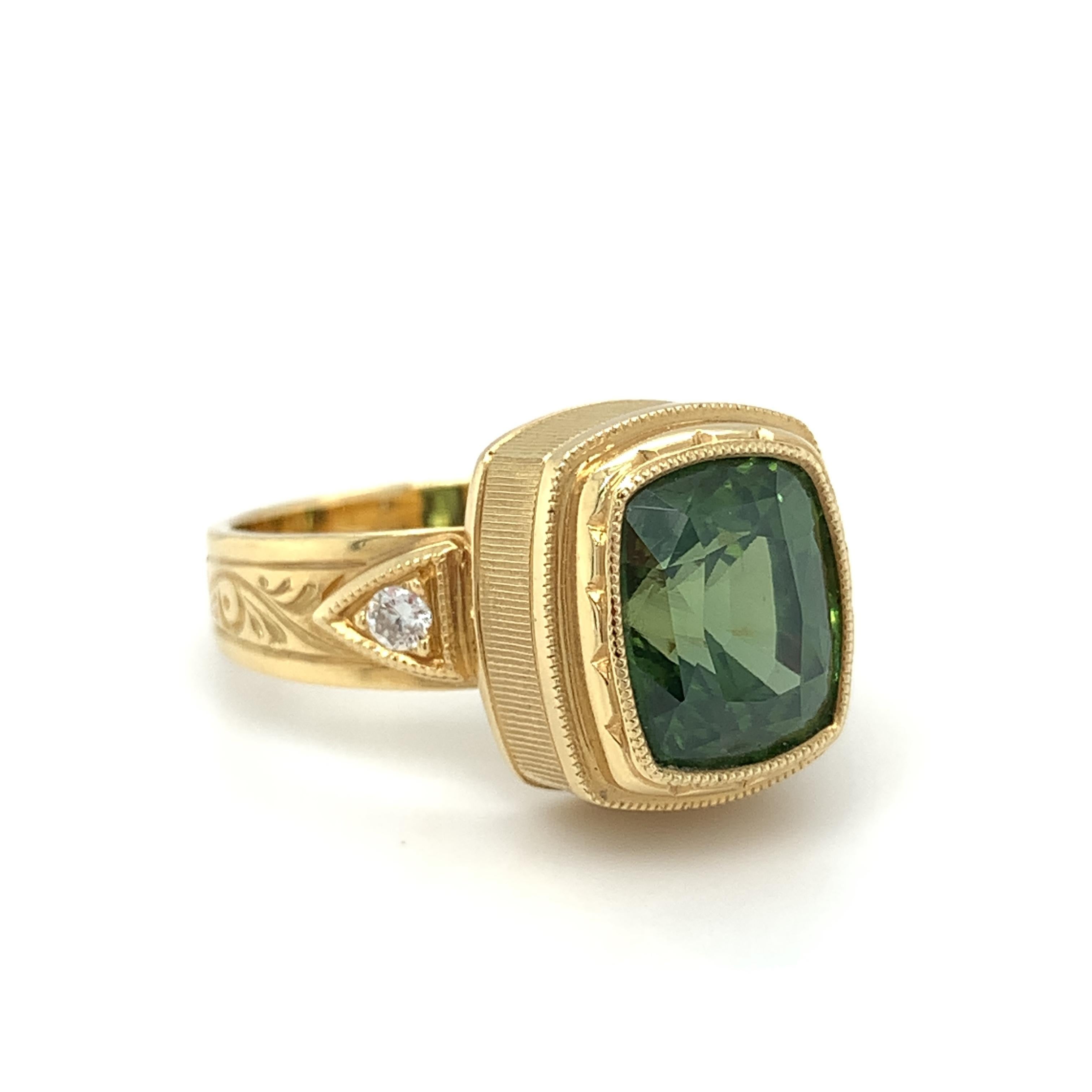 Artisan 5.38 ct. Green Zircon and Diamond Engraved Band Ring in 18k Yellow Gold For Sale