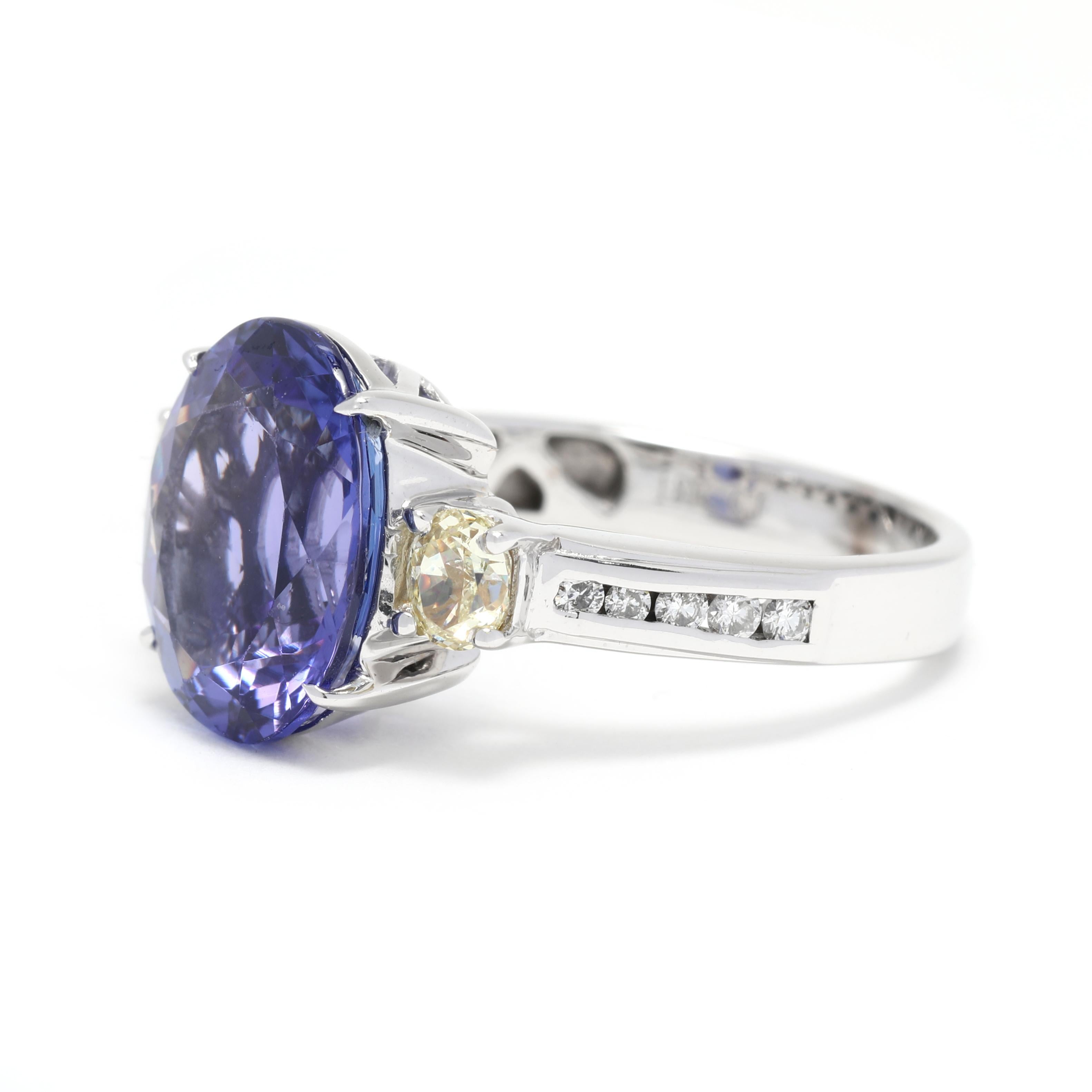 5.38ctw Tanzanite Diamond Cocktail Ring, 18k White Gold, Ring In Good Condition For Sale In McLeansville, NC