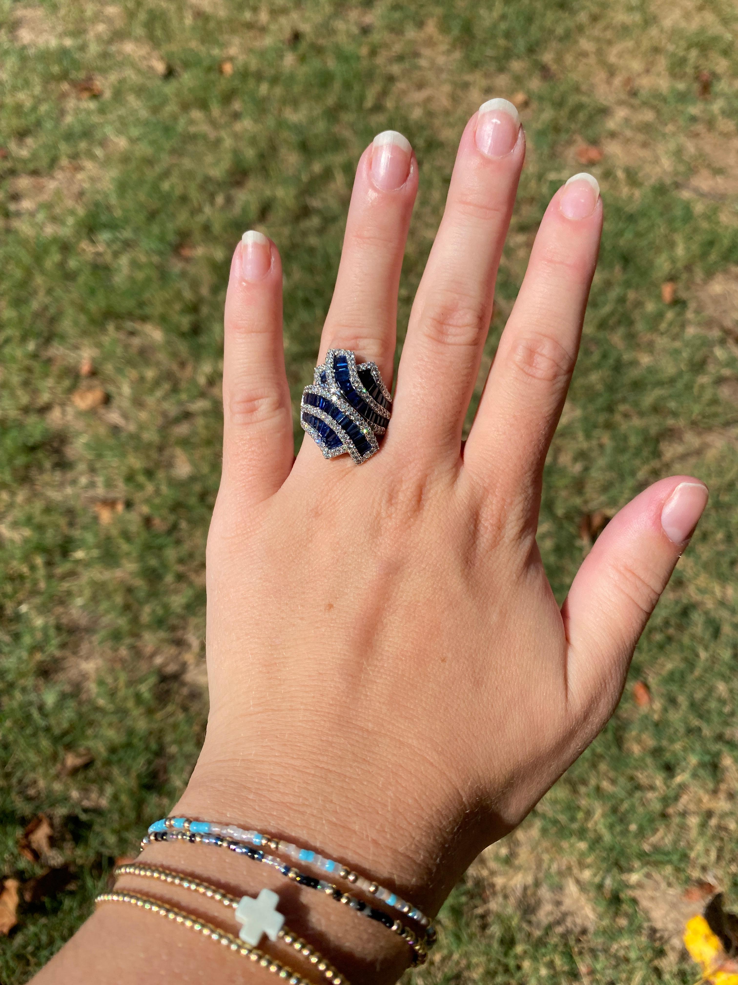 5,3ctw Diamant und Saphir Statement Ring, 18k Weißgold, Ringgröße 6,75 im Angebot 4