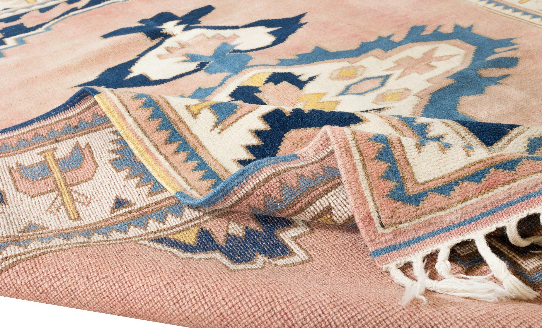 Moderner handgefertigter türkischer Wollteppich 5.3x6 Ft mit geometrischem Medaillon-Design (Böhmisch) im Angebot