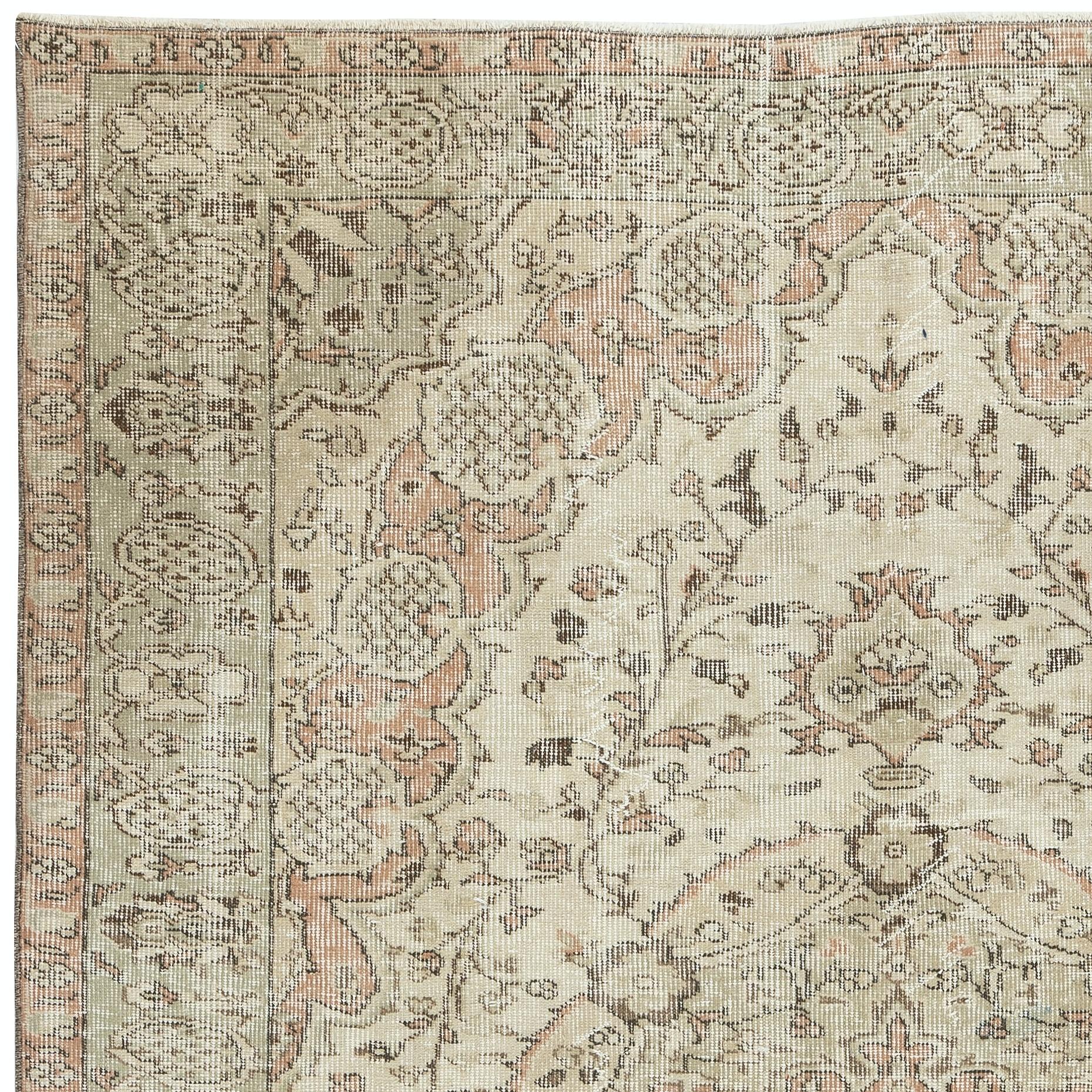 5.3x7.3 Ft Vintage Handgeknüpfter Türkischer Teppich für rustikale Bauernhaus Interieurs (Mitte des 20. Jahrhunderts) im Angebot