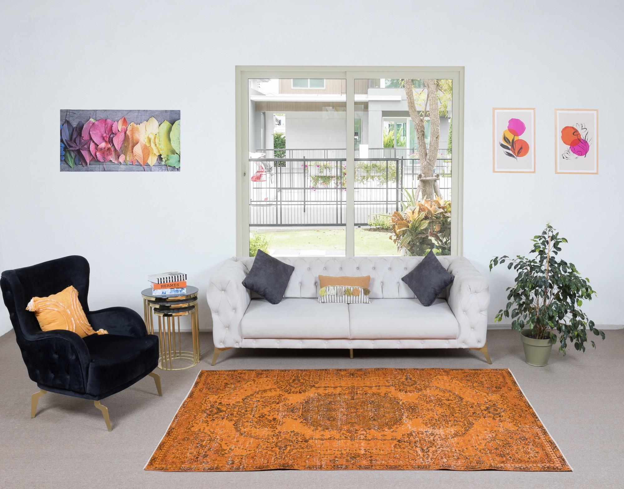 5.3x8.4 Ft Handmade Turkish Wool Area Rug ReDyed in Orange with Medallion Design In Good Condition For Sale In Philadelphia, PA