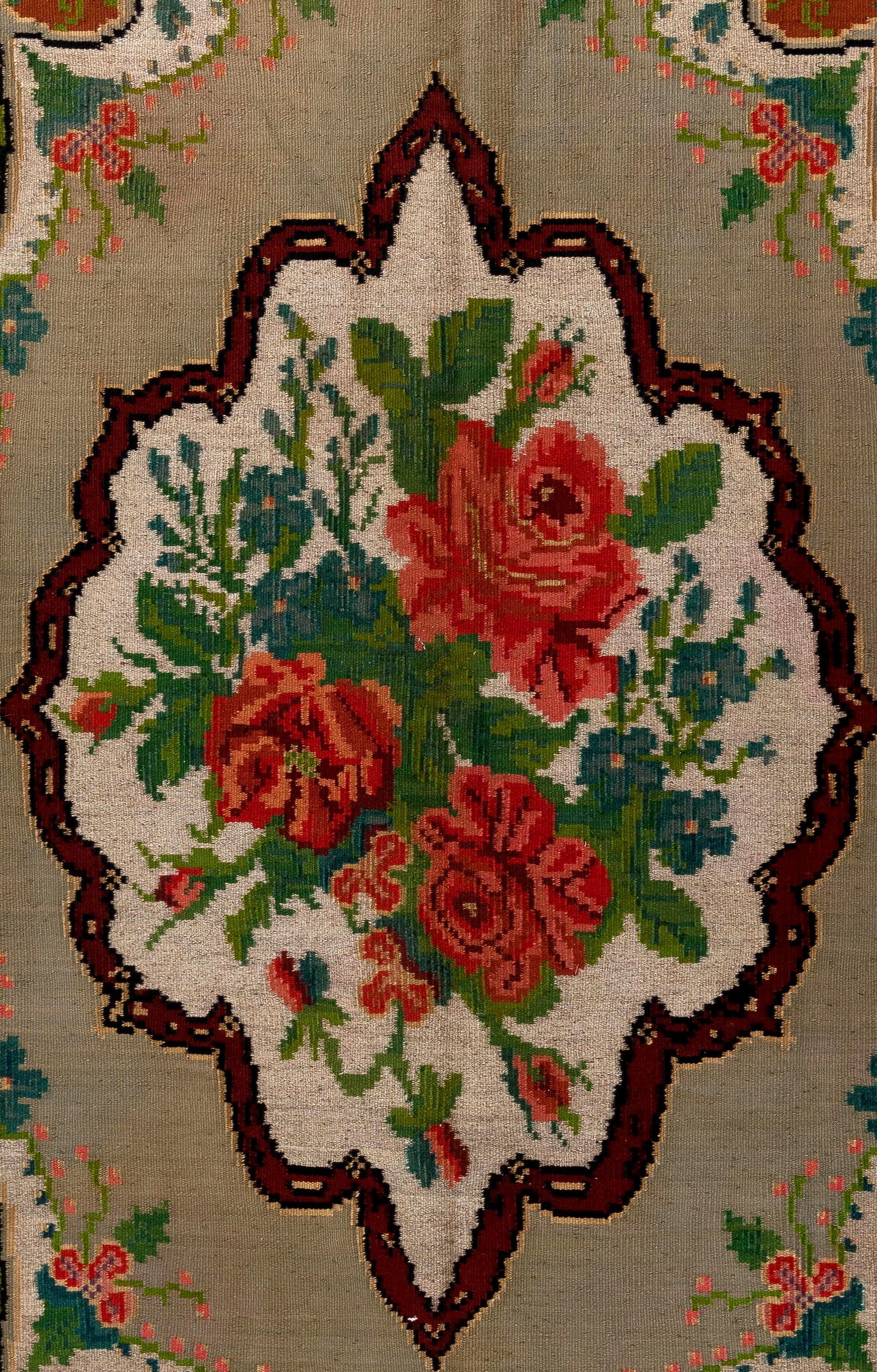 Handgewebter moldischer Kelim mit Blumenmuster, bessarabischer Teppich, 5.3x8.8 m (Moldauisch) im Angebot