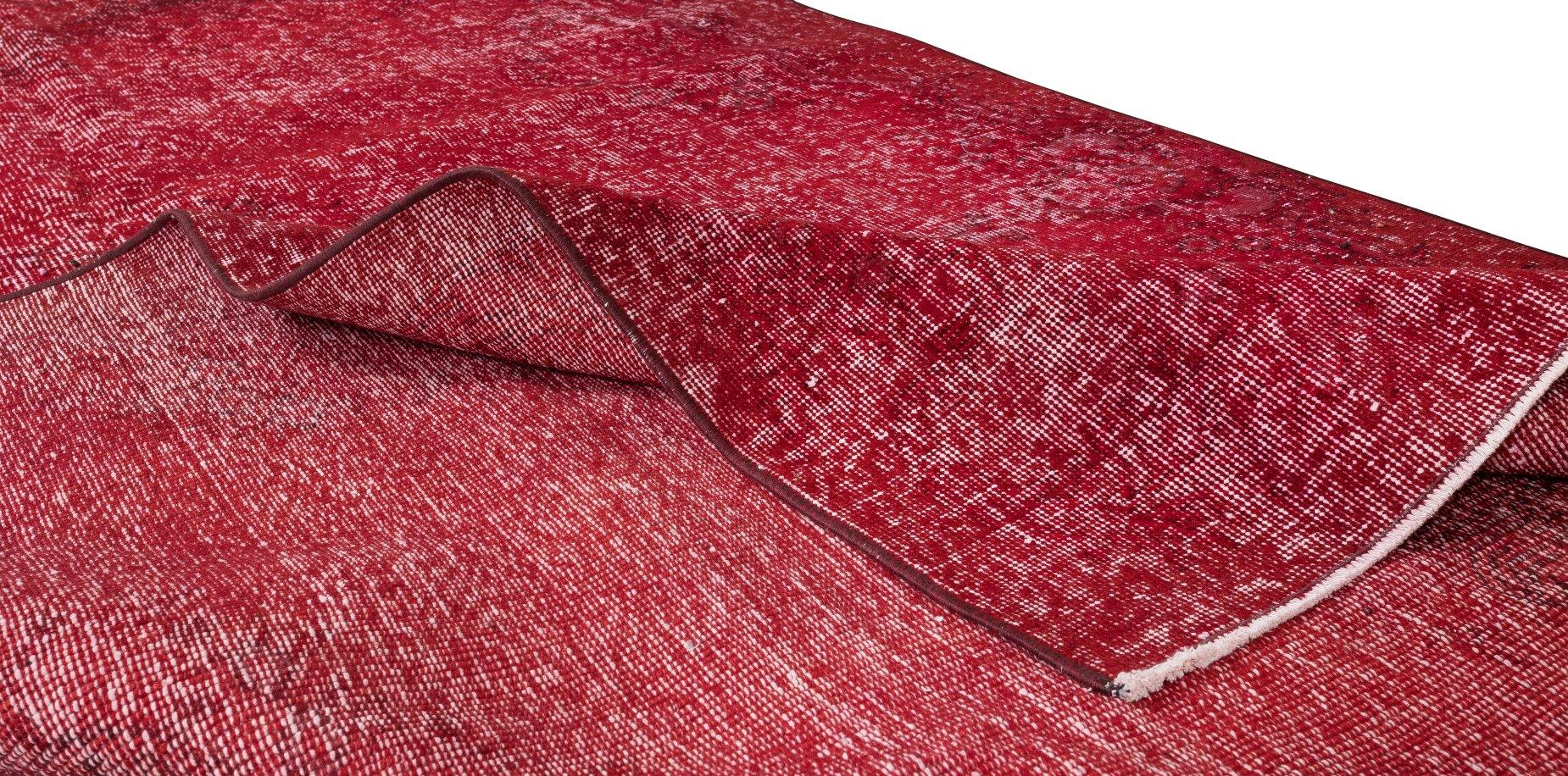 Handgefertigter türkischer Teppich 5.3x9 Ft, moderner, schlichter Teppich aus massivem roter Wolle (Moderne) im Angebot