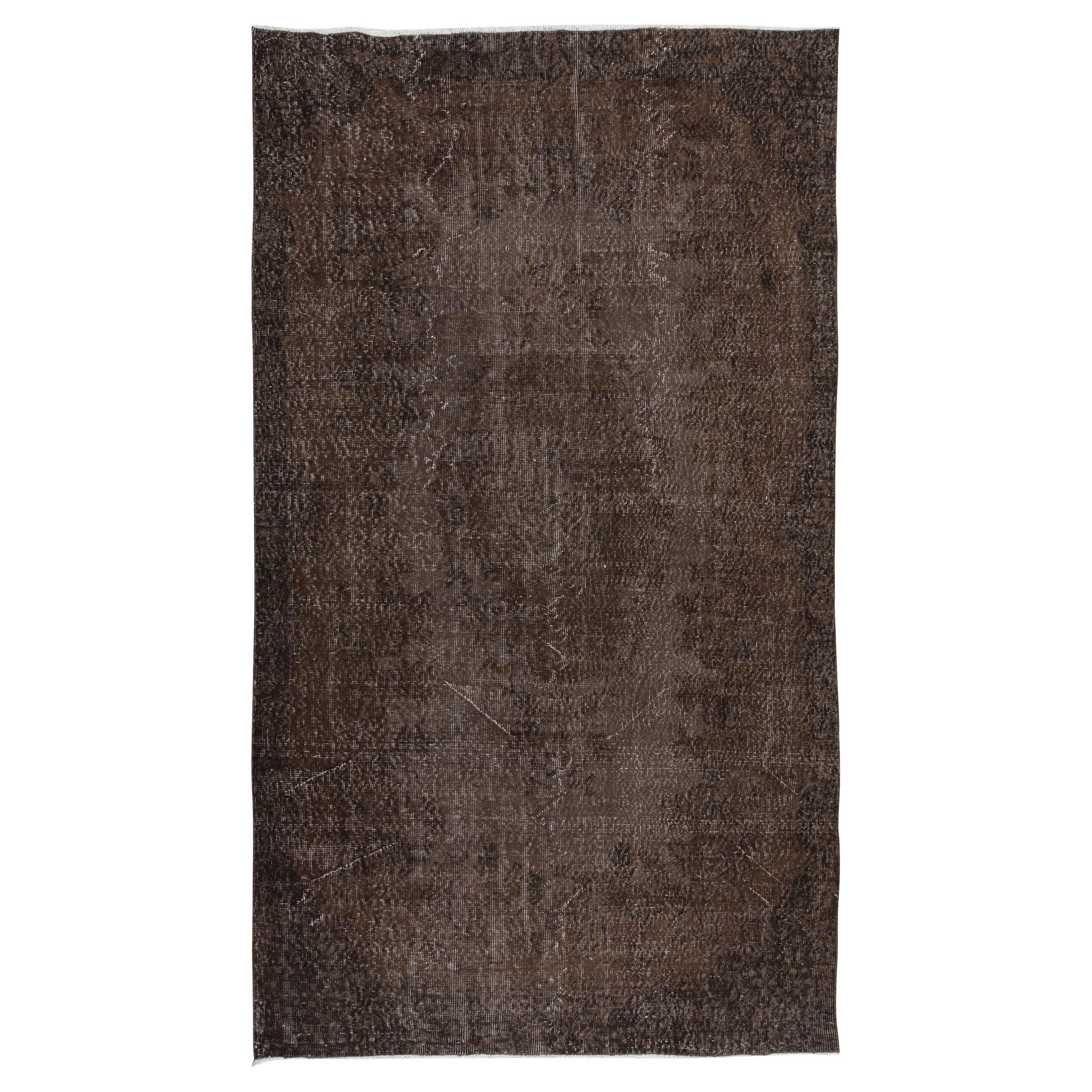 5.3x9 Ft Brown Area Rug für moderne Interieurs, handgeknüpft in Zentralanatolien