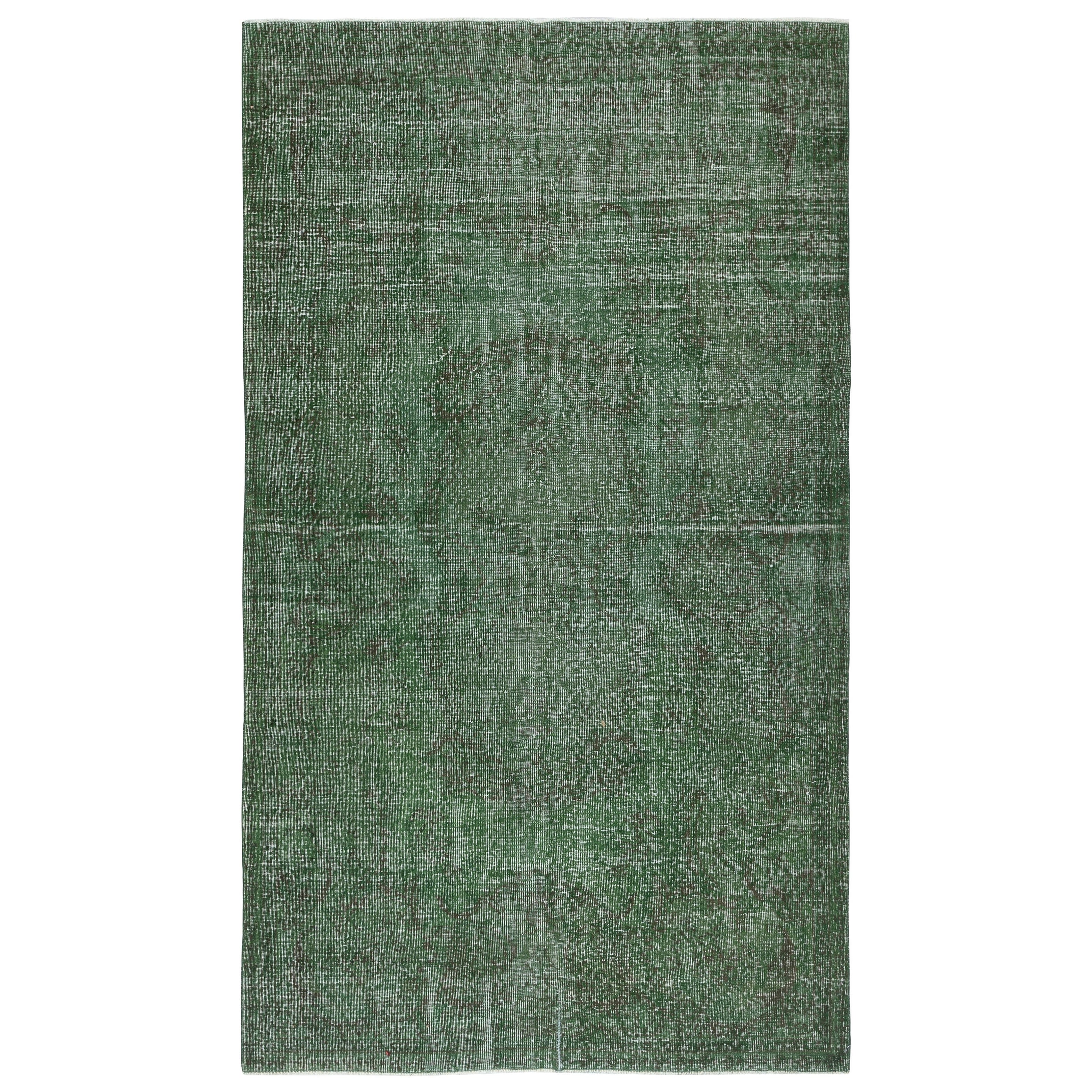5,3x9 Ft Tappeto turco vintage annodato a mano e sovratinto in verde per interni moderni