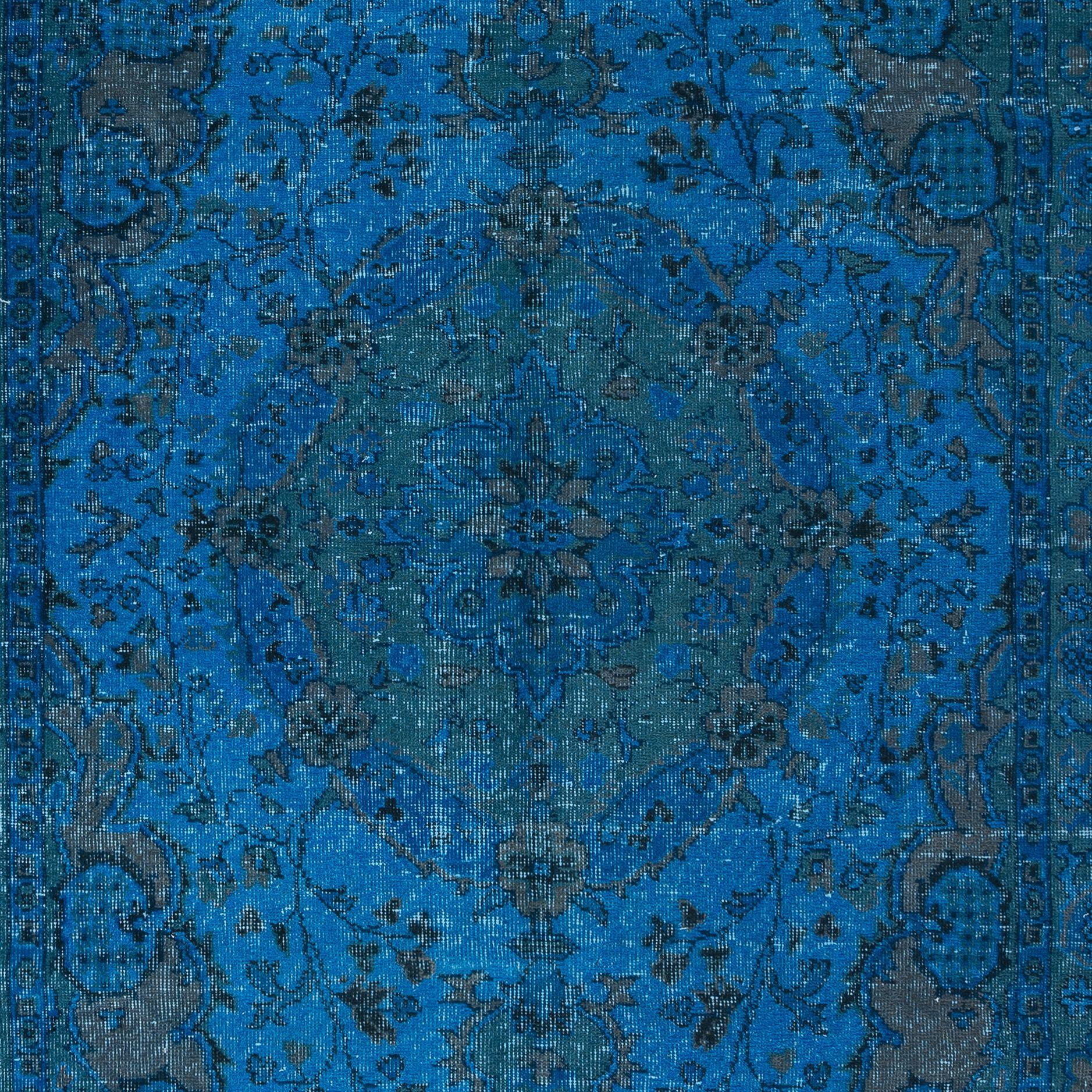 Turkish 5.3x9 Ft Modern Blue Area Rug made of wool and cotton, Hand-Knotted in Turkey For Sale