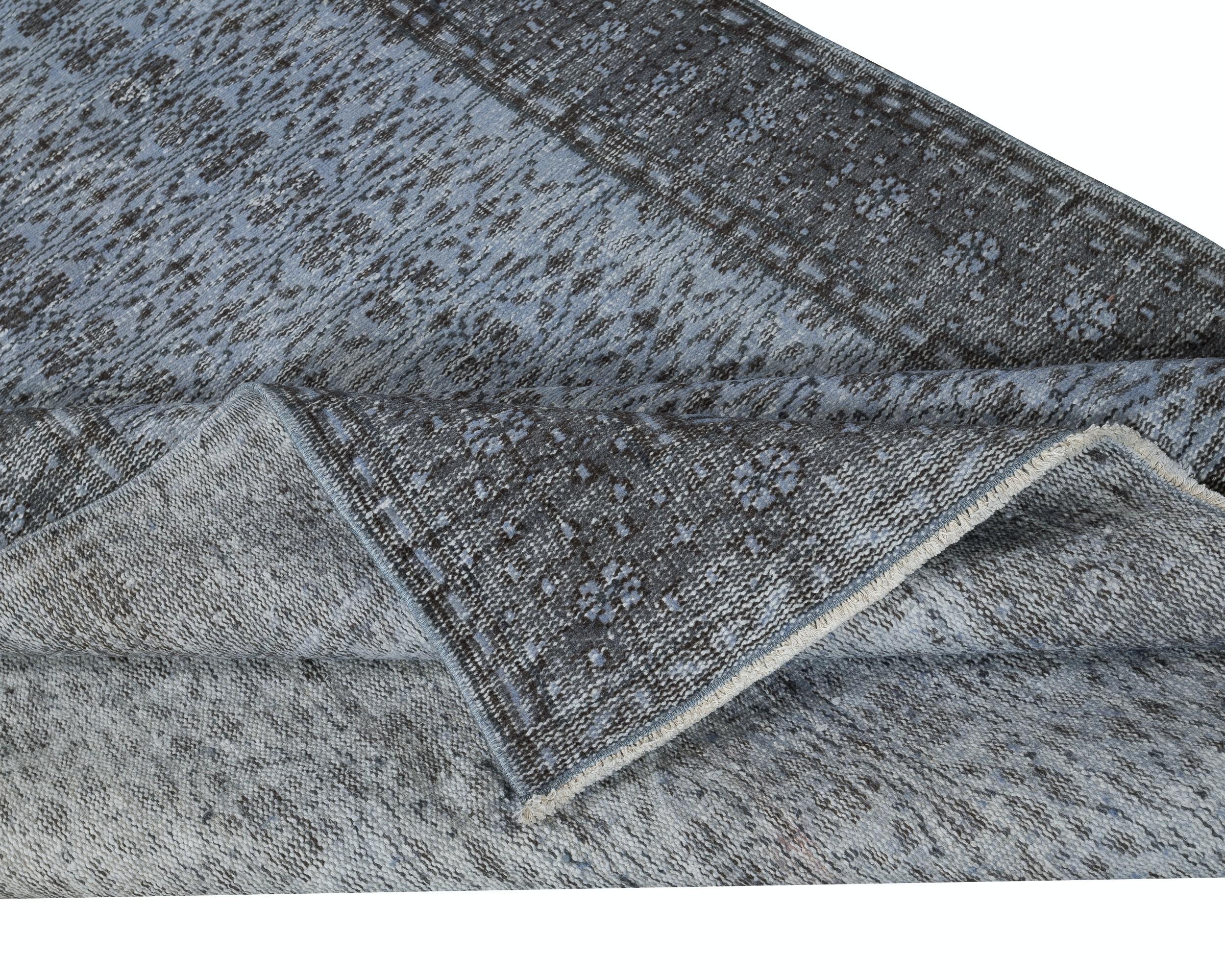 Modern 5.3x9.4 Ft Contemporary Floral Design Area Rug in Blue, Hand-knotted in Turkey For Sale