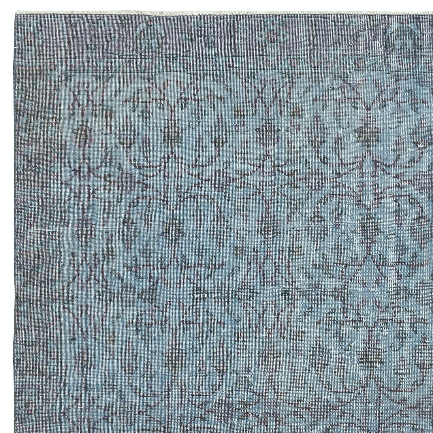 Hand-Knotted 5.3x9.5 Ft Contemporary Handmade Blue Color Turkish Area Rug with Floral Design For Sale