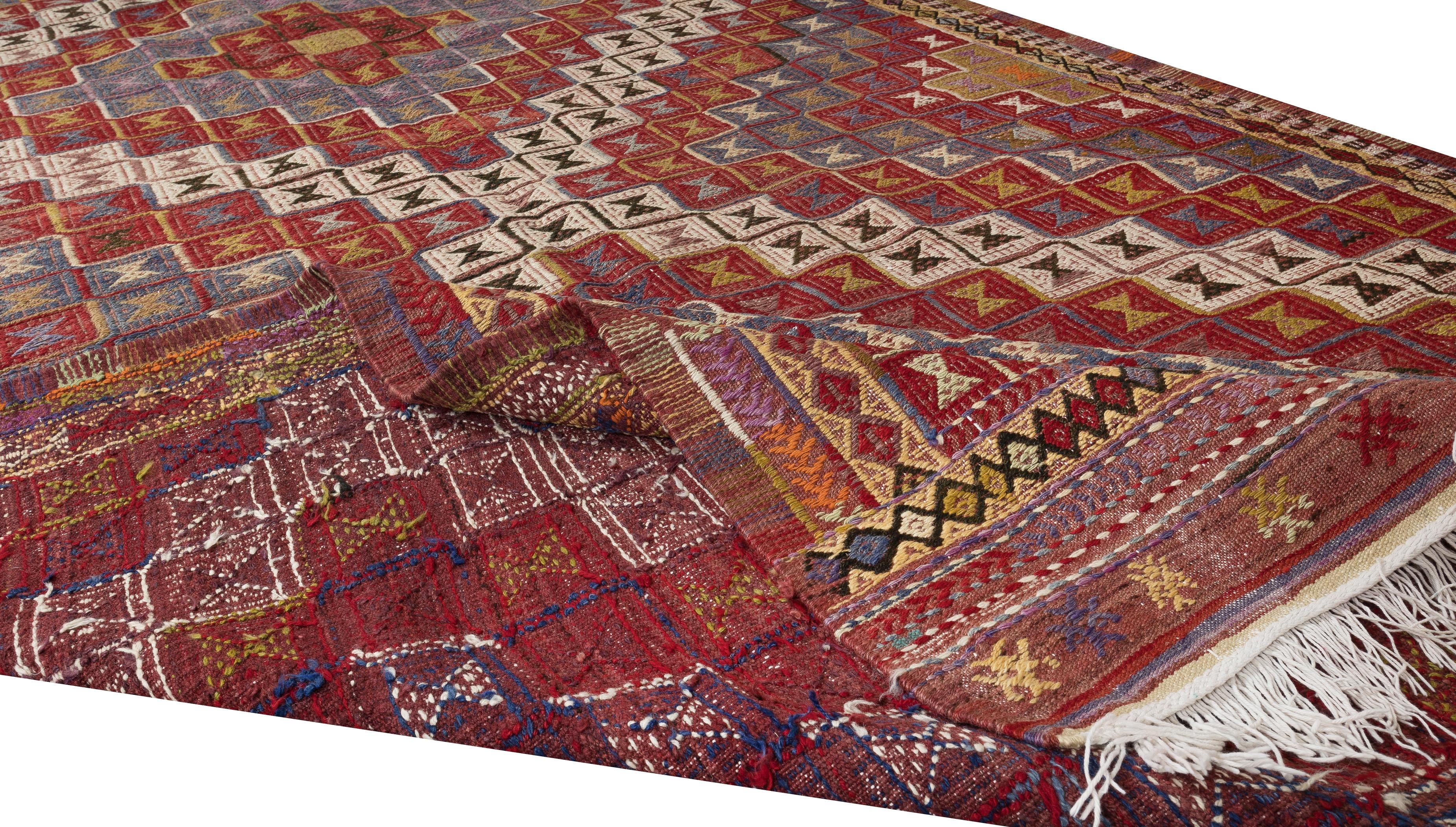 Turc Tapis Jijim Kilim coloré unique en son genre en laine turque vintage faite à la main 5.3x9,8 Ft en vente