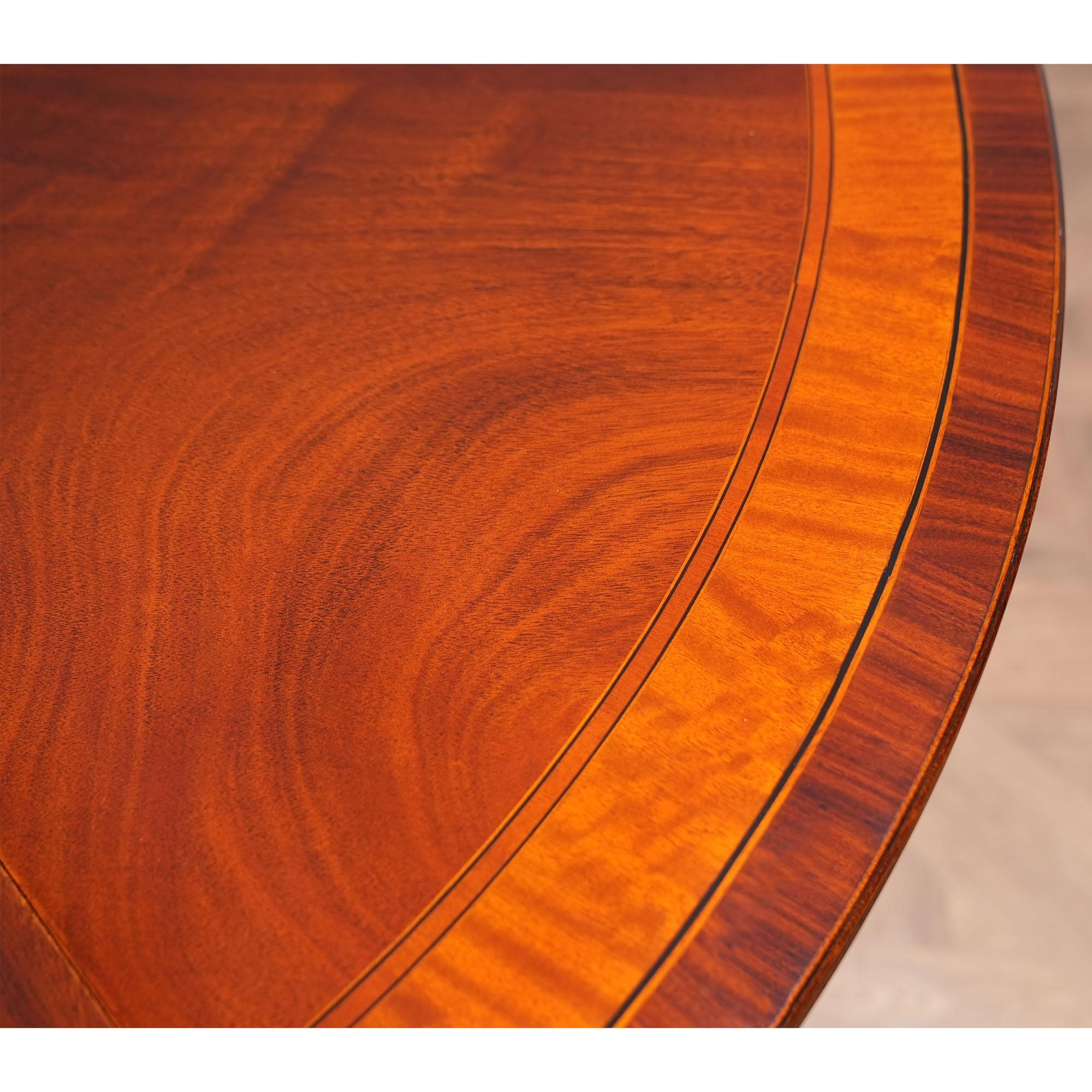 54″-90″ Table ronde en acajou en vente 4