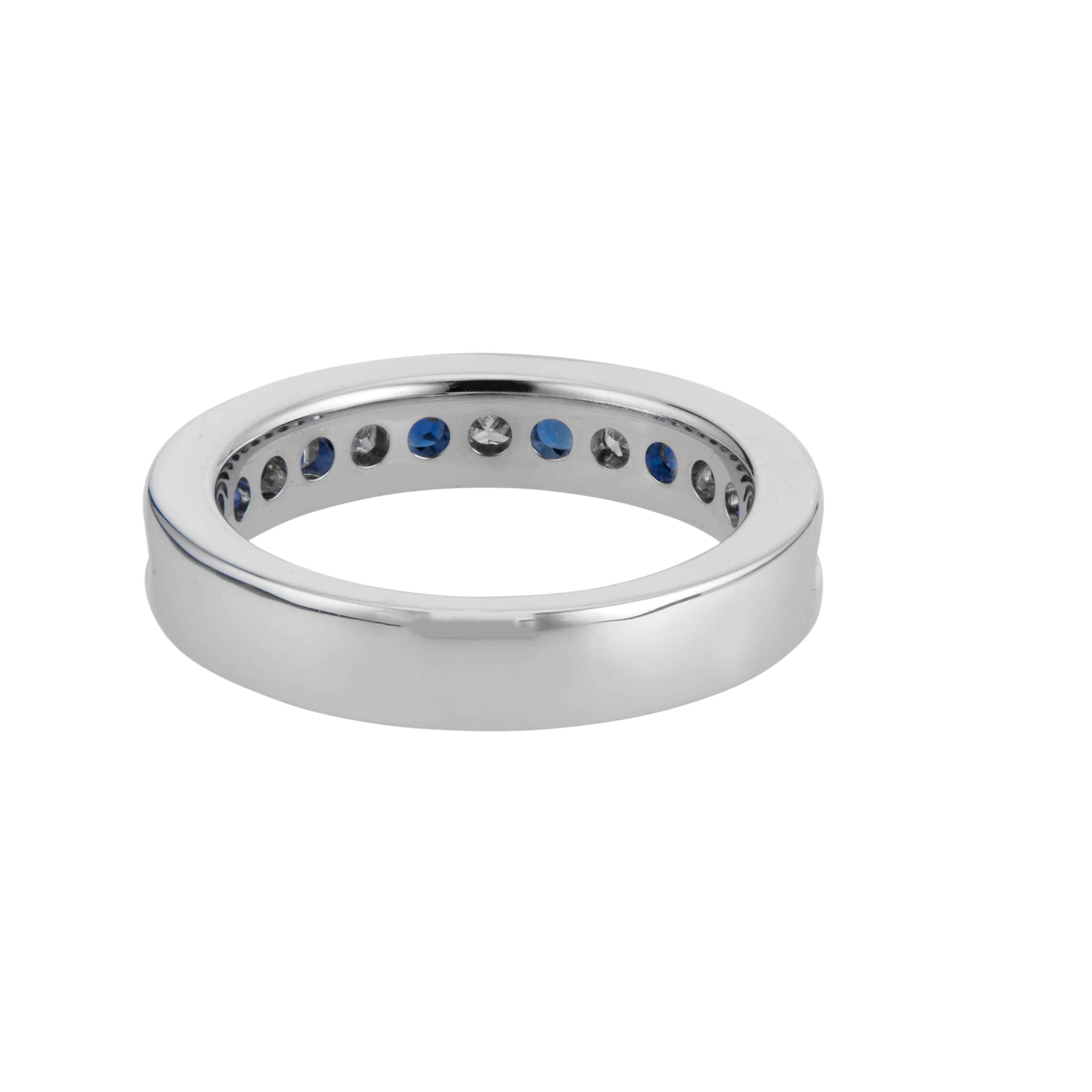 .54 Carat Blue Sapphire Diamond White Gold Wedding Band In Good Condition In Stamford, CT