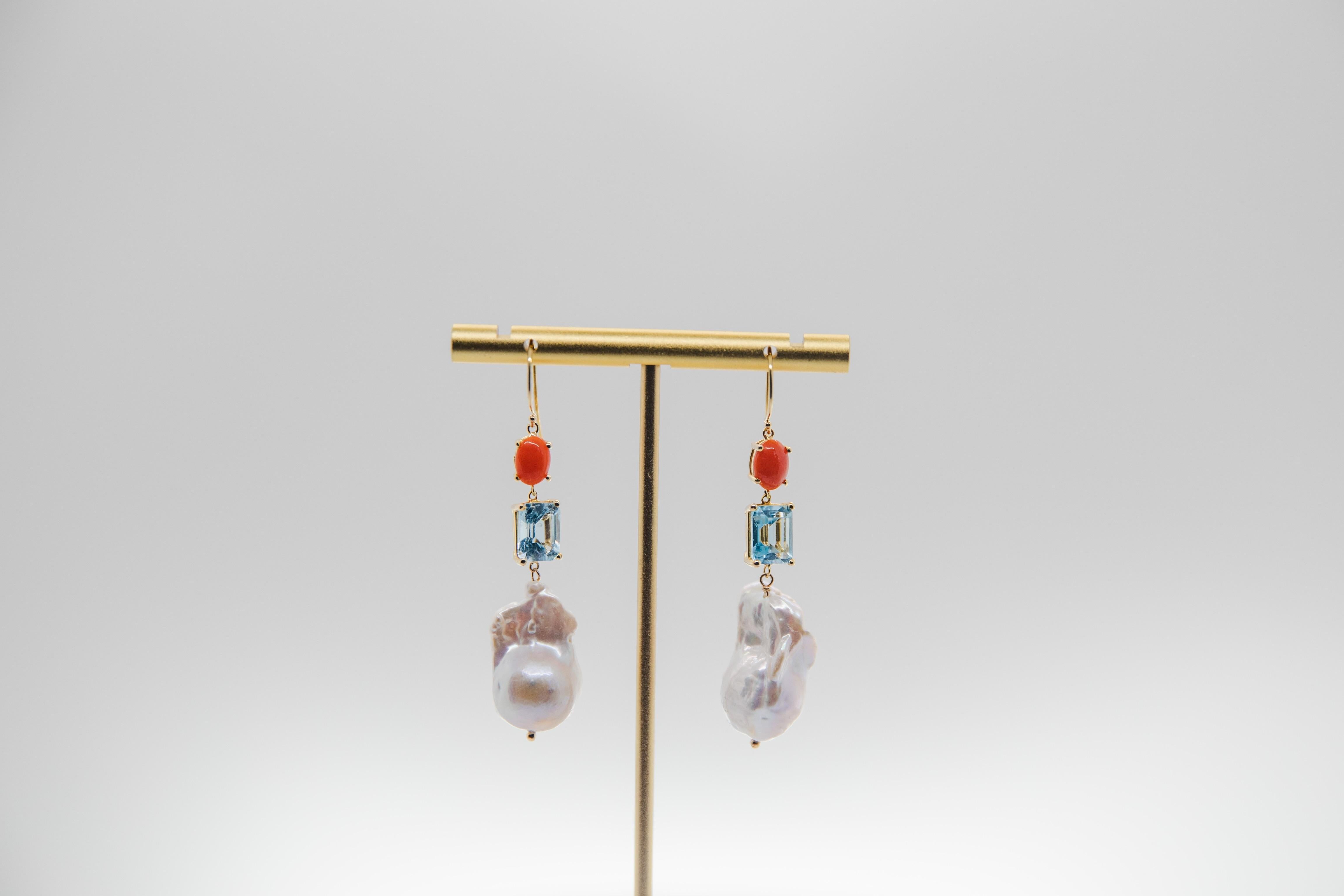 Boucles d'oreilles en goutte en corail, tourmaline bleue de 5,40 carats et perle baroque en vente 3