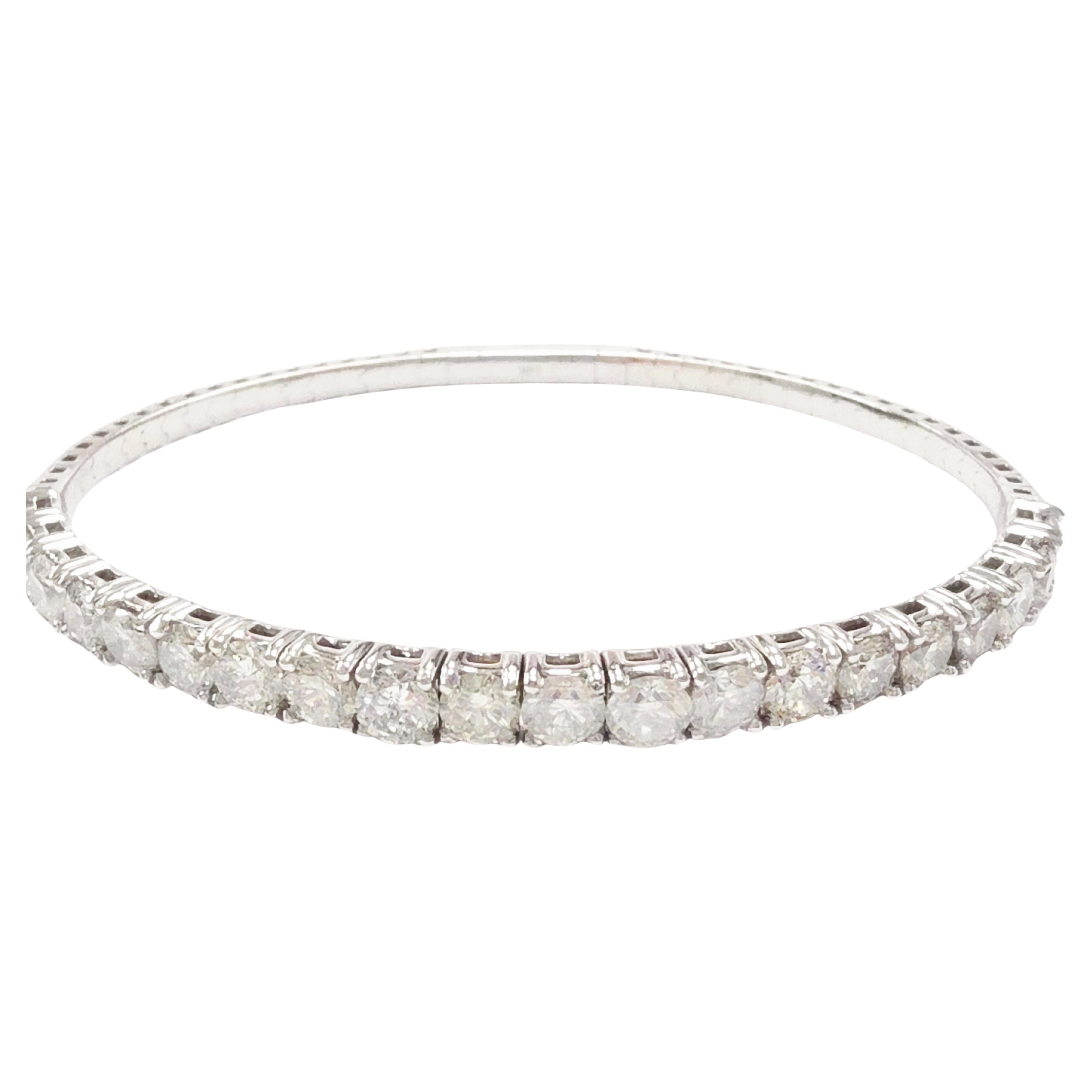 5.40 Carat Natural Diamond Flexible Bangle White Gold 14 Karat