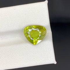 5,40 Carati di pietra verde sfusa naturale Greene & Greene Stone a forma di cuore Gemma del Madagascar