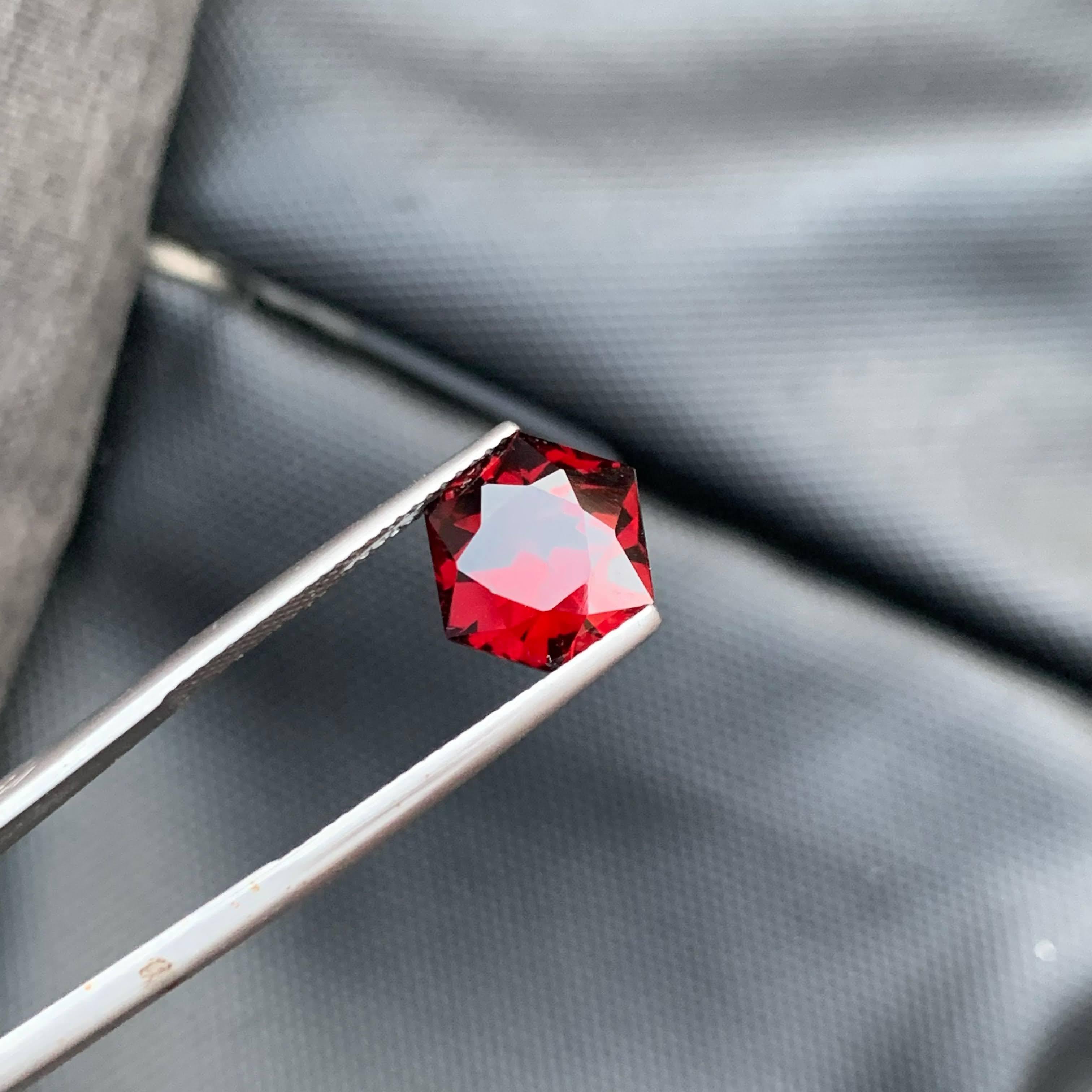 5,40 Karat Natürlicher loser roter Granat Stein Hexagon Schliff Afrikanischer Edelstein im Angebot 5