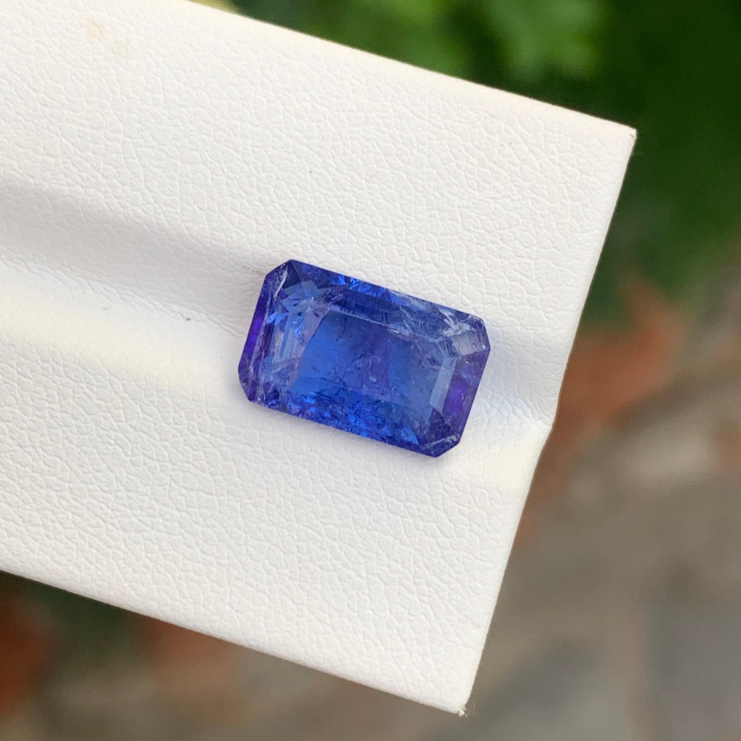5.40 Carat Pretty Loose Tanzanite Emerald Shape Included Gemstone For Sale 5