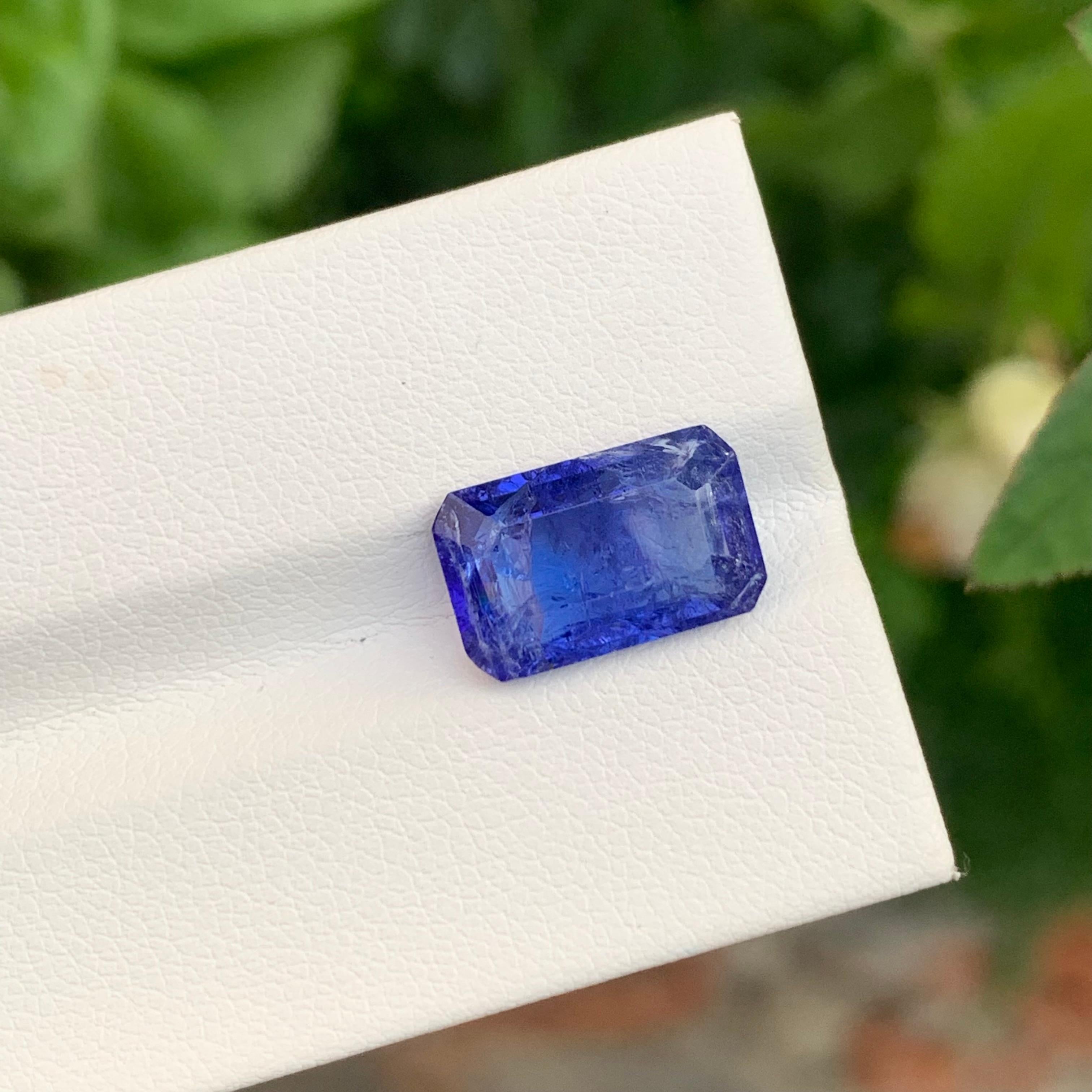 Arts and Crafts 5.40 Carat Pretty Loose Tanzanite Emerald Shape Included Gemstone For Sale