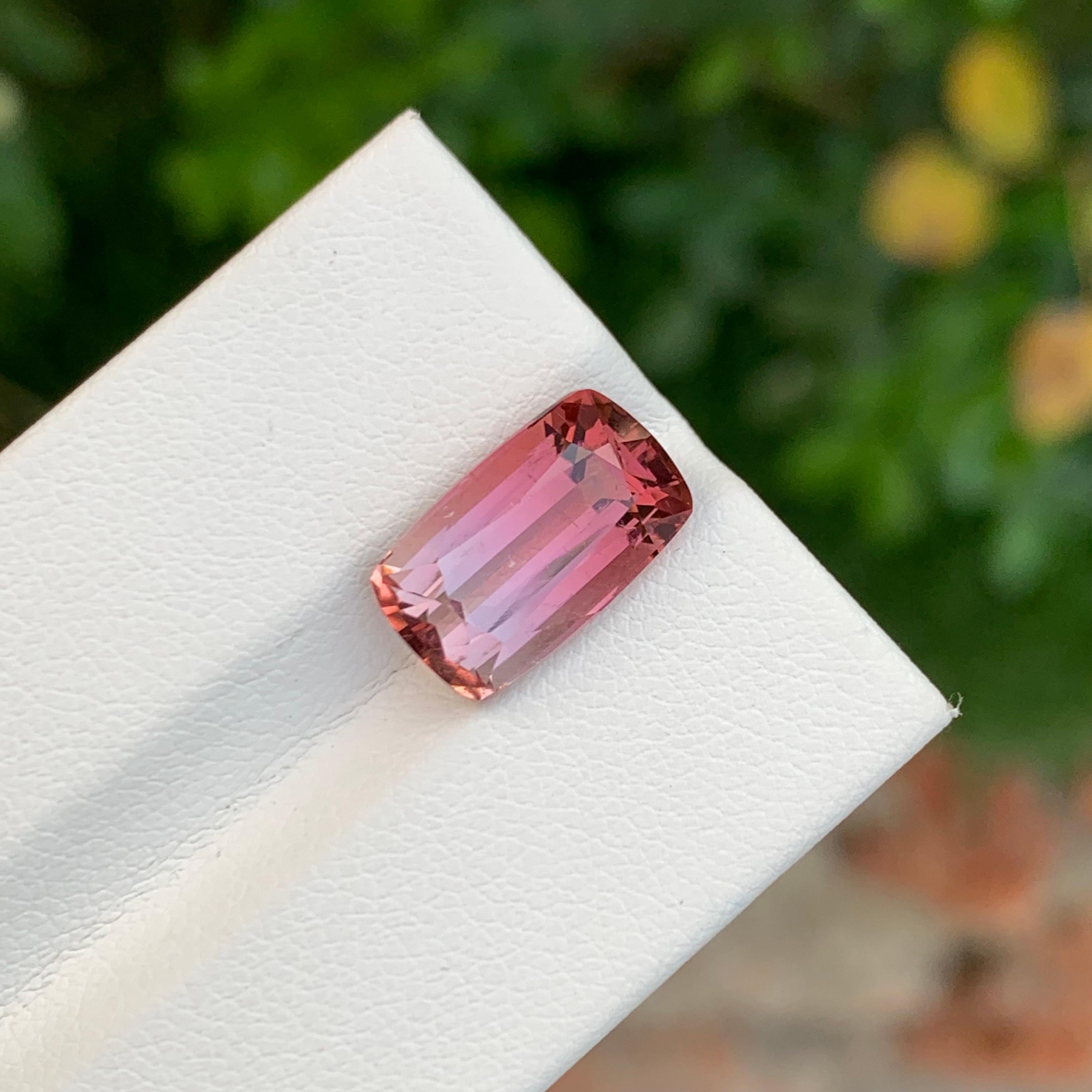 5.40 Carat Splendid Faceted Bi Colour Tourmaline Long Cushion Shape Gemstone For Sale 7
