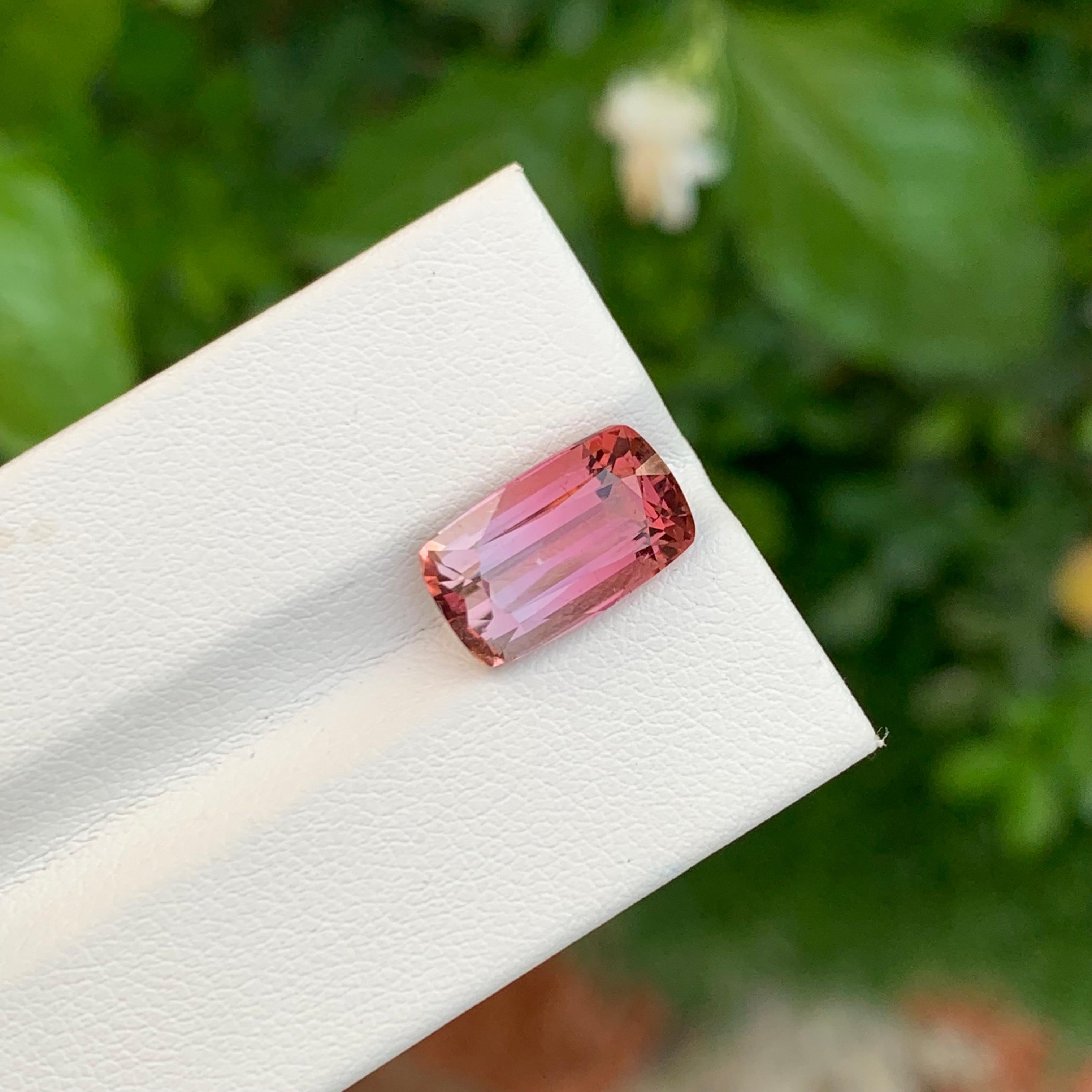 Women's or Men's 5.40 Carat Splendid Faceted Bi Colour Tourmaline Long Cushion Shape Gemstone For Sale